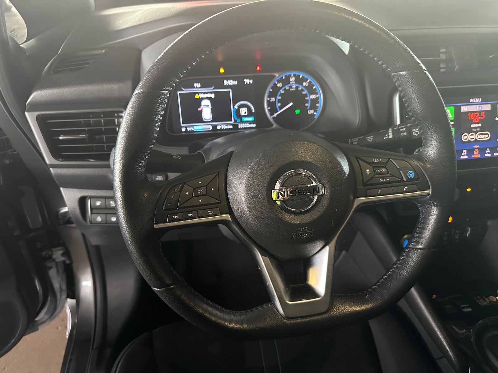 Thumbnail: 2022 Nissan Leaf - 5