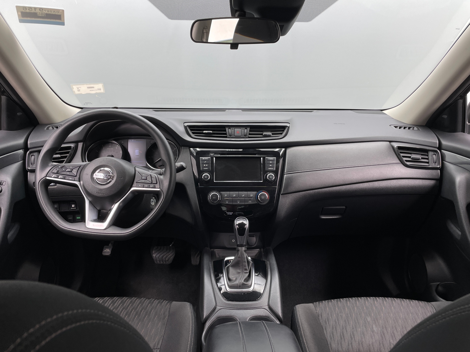 Thumbnail: 2020 Nissan Rogue - 3