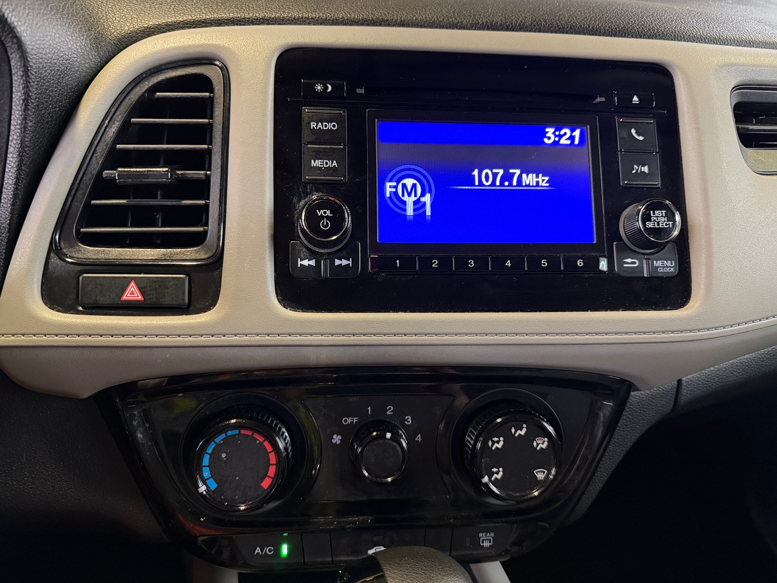 Thumbnail: 2019 Honda HR-V - 4
