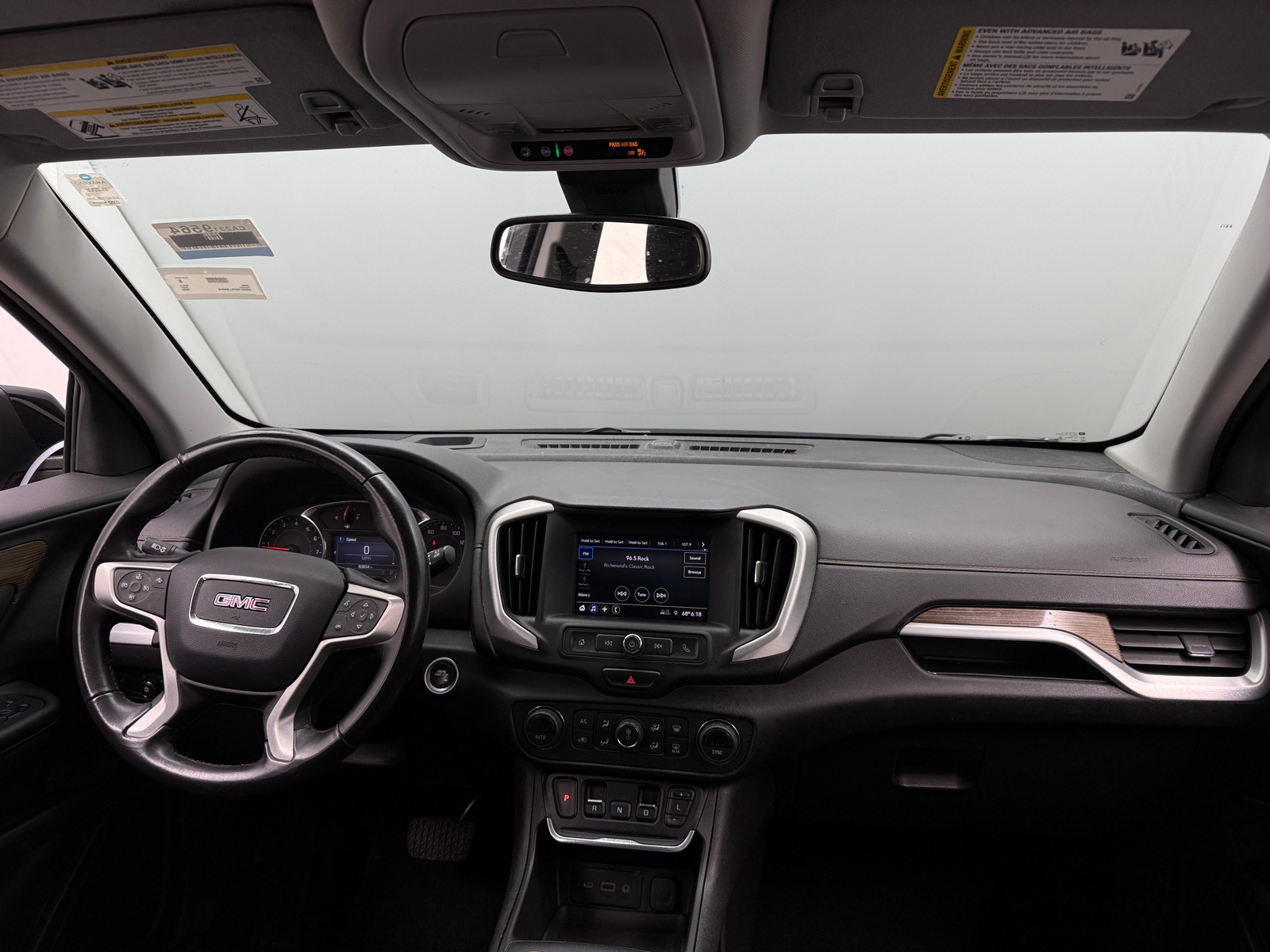 Thumbnail: 2020 GMC Terrain - 3