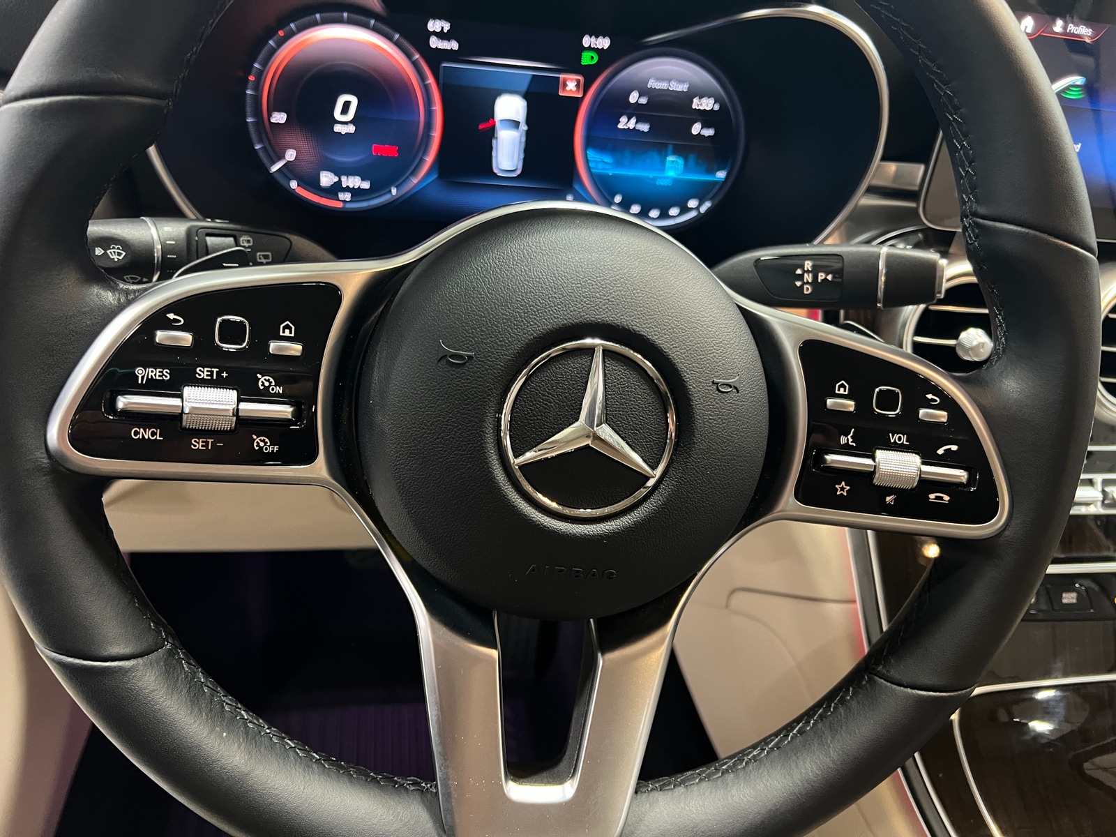Thumbnail: 2021 Mercedes-Benz GLC - 4