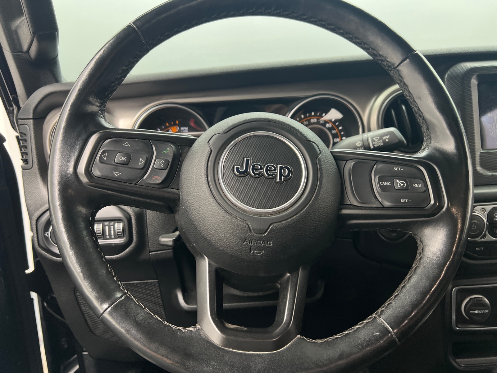 Thumbnail: 2020 Jeep Wrangler - 5