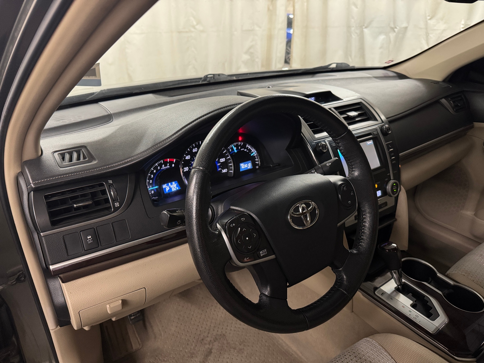 Thumbnail: 2012 Toyota Camry - 3