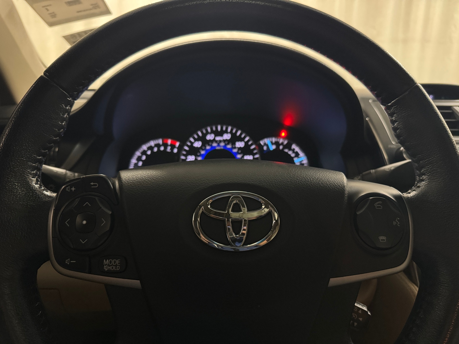 Thumbnail: 2012 Toyota Camry - 5