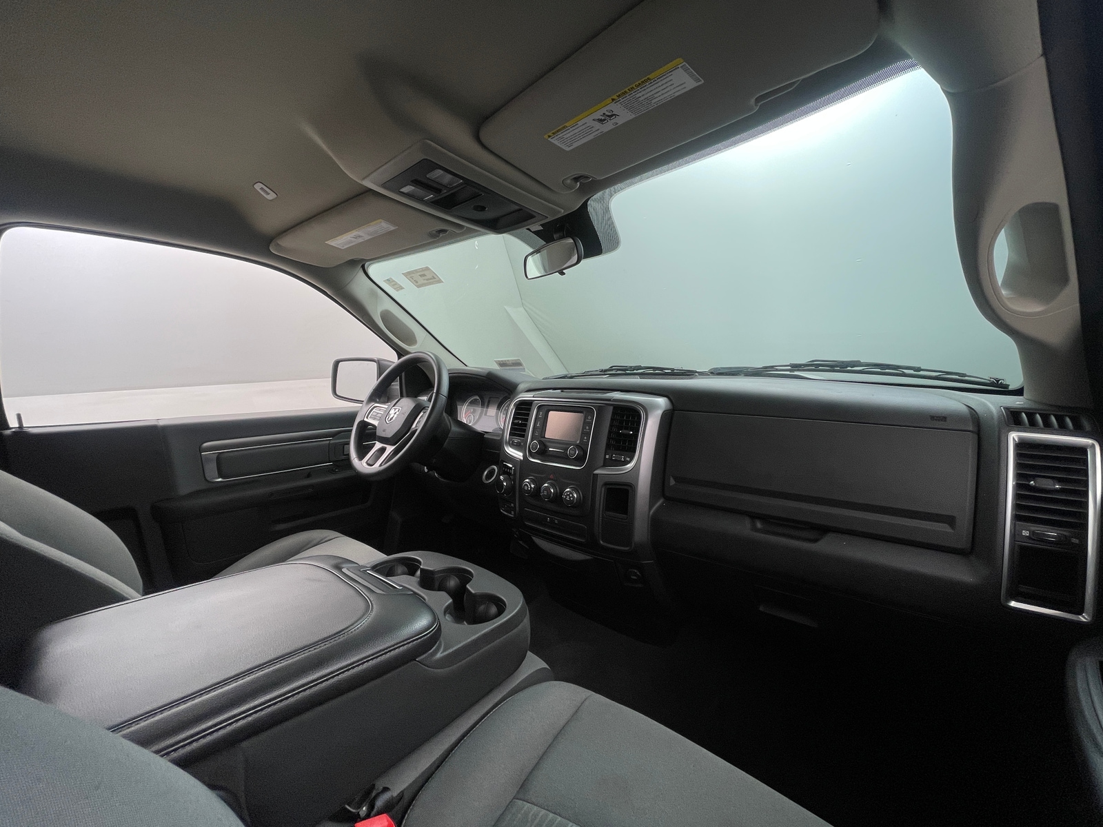 Thumbnail: 2021 RAM 1500 Classic - 3