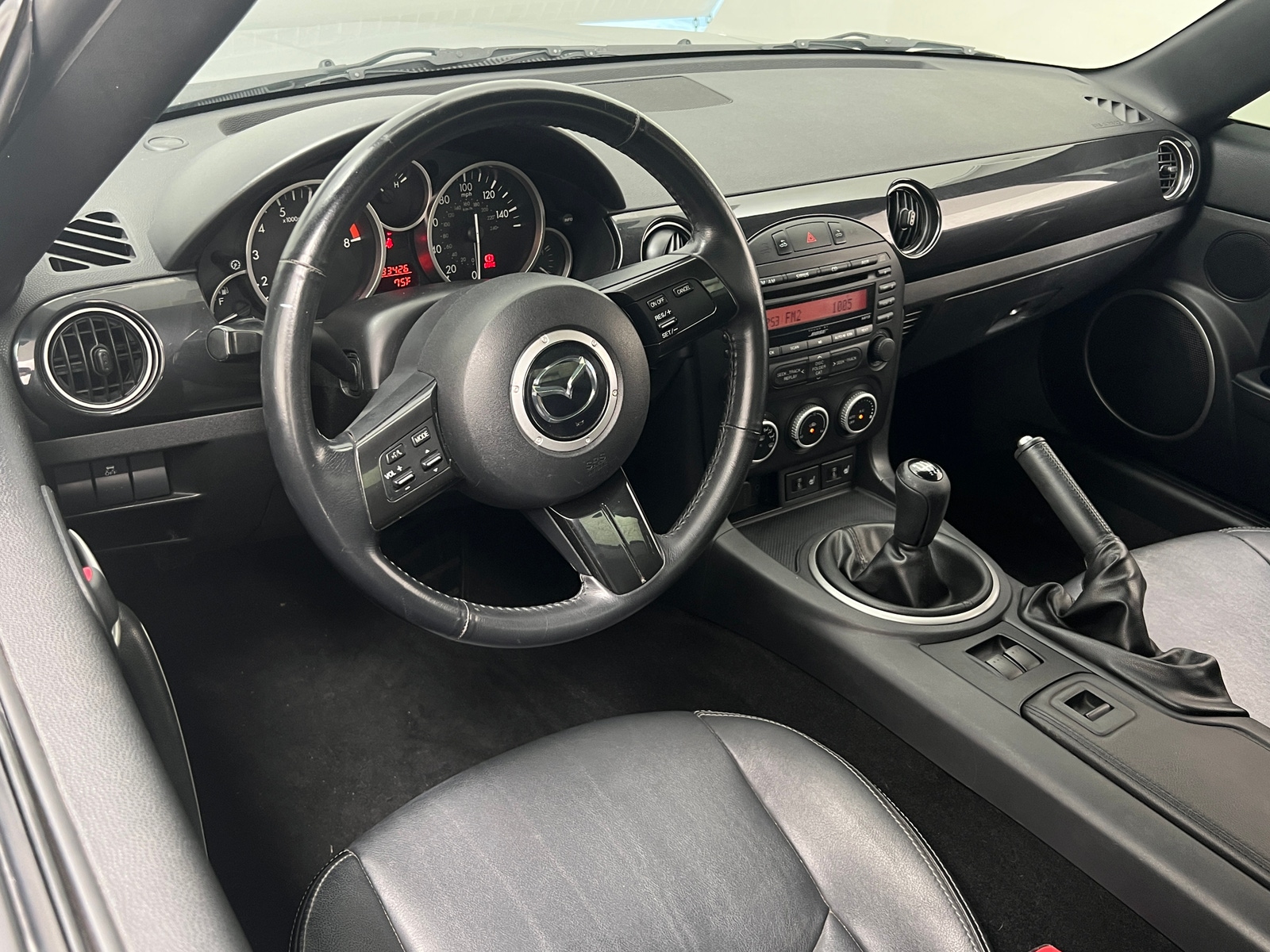 Thumbnail: 2014 Mazda MX-5 Miata - 2
