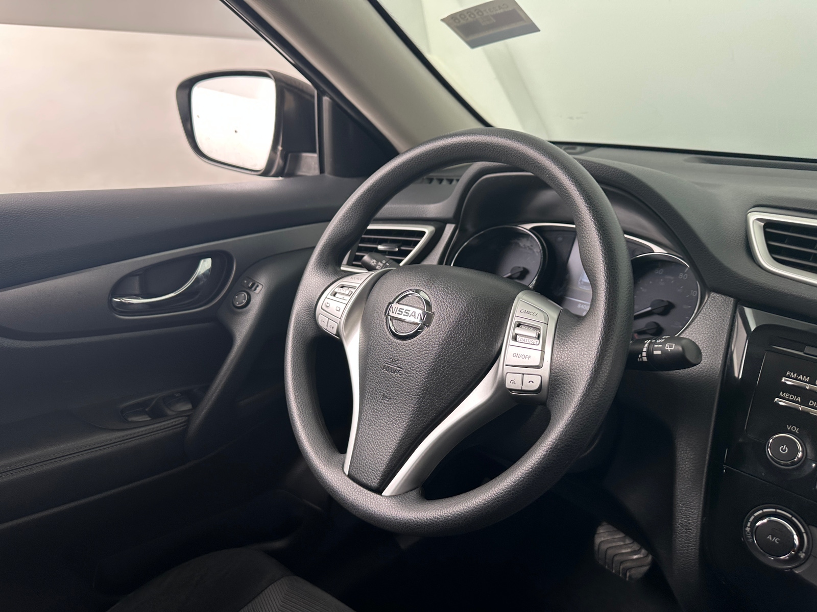 Thumbnail: 2016 Nissan Rogue - 5