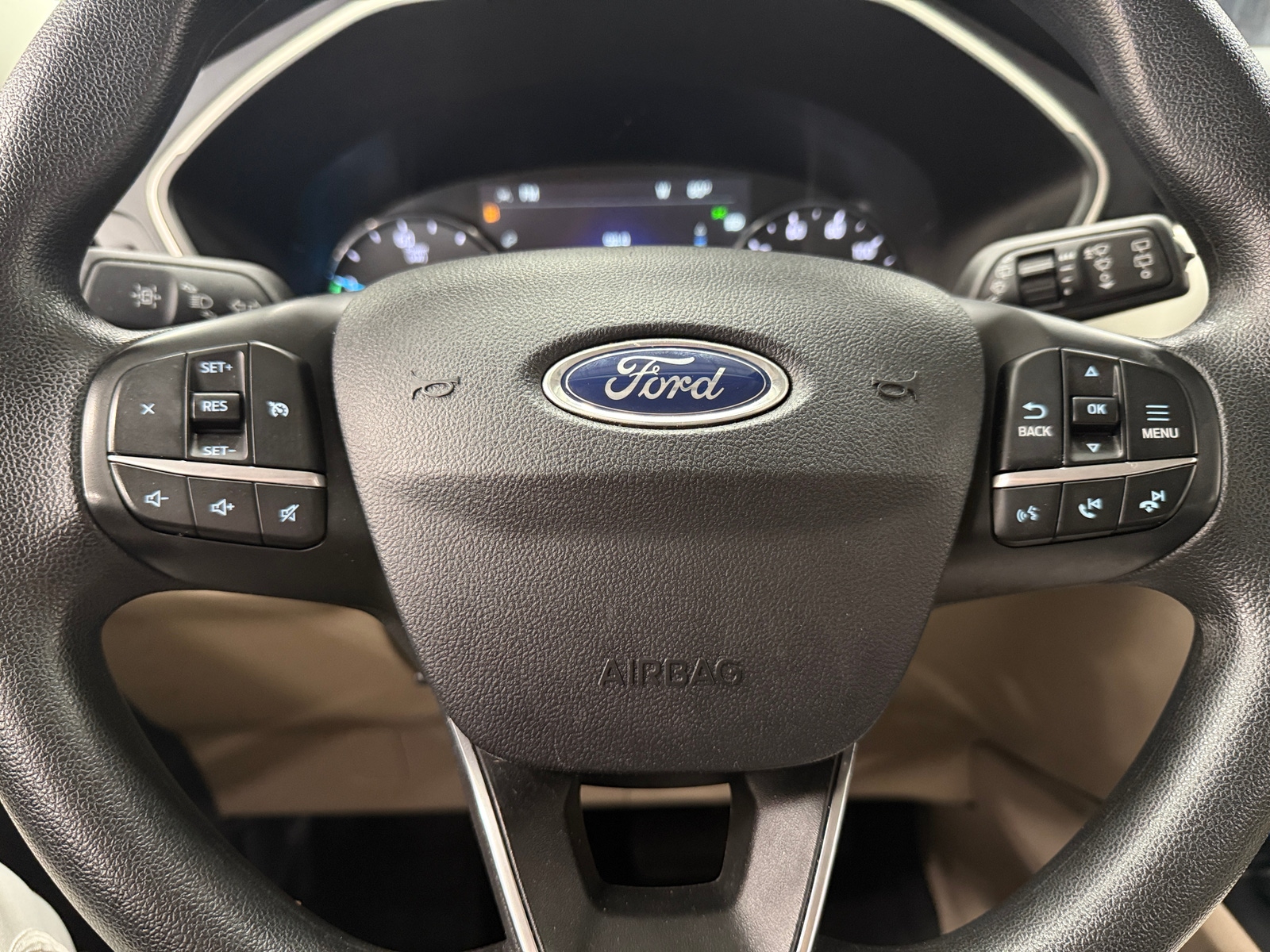 Thumbnail: 2022 Ford Escape - 5