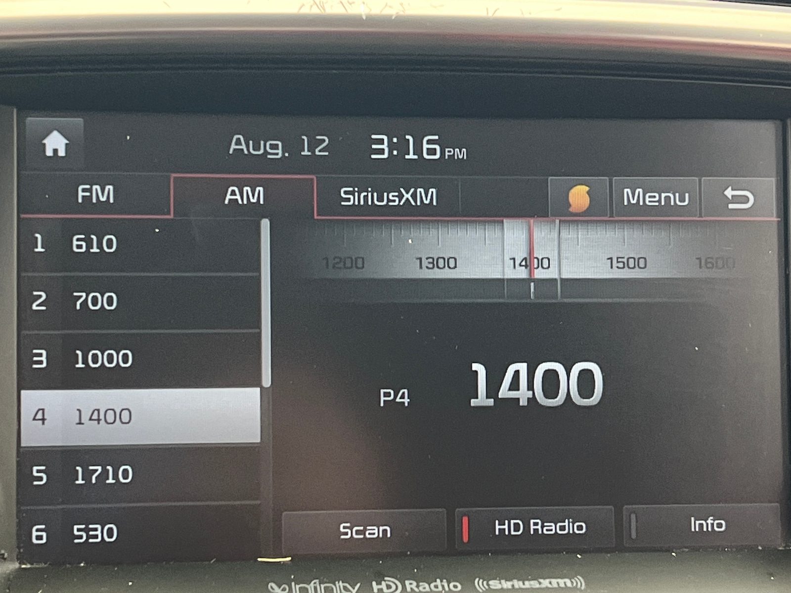 Thumbnail: 2017 Kia Sorento - 3
