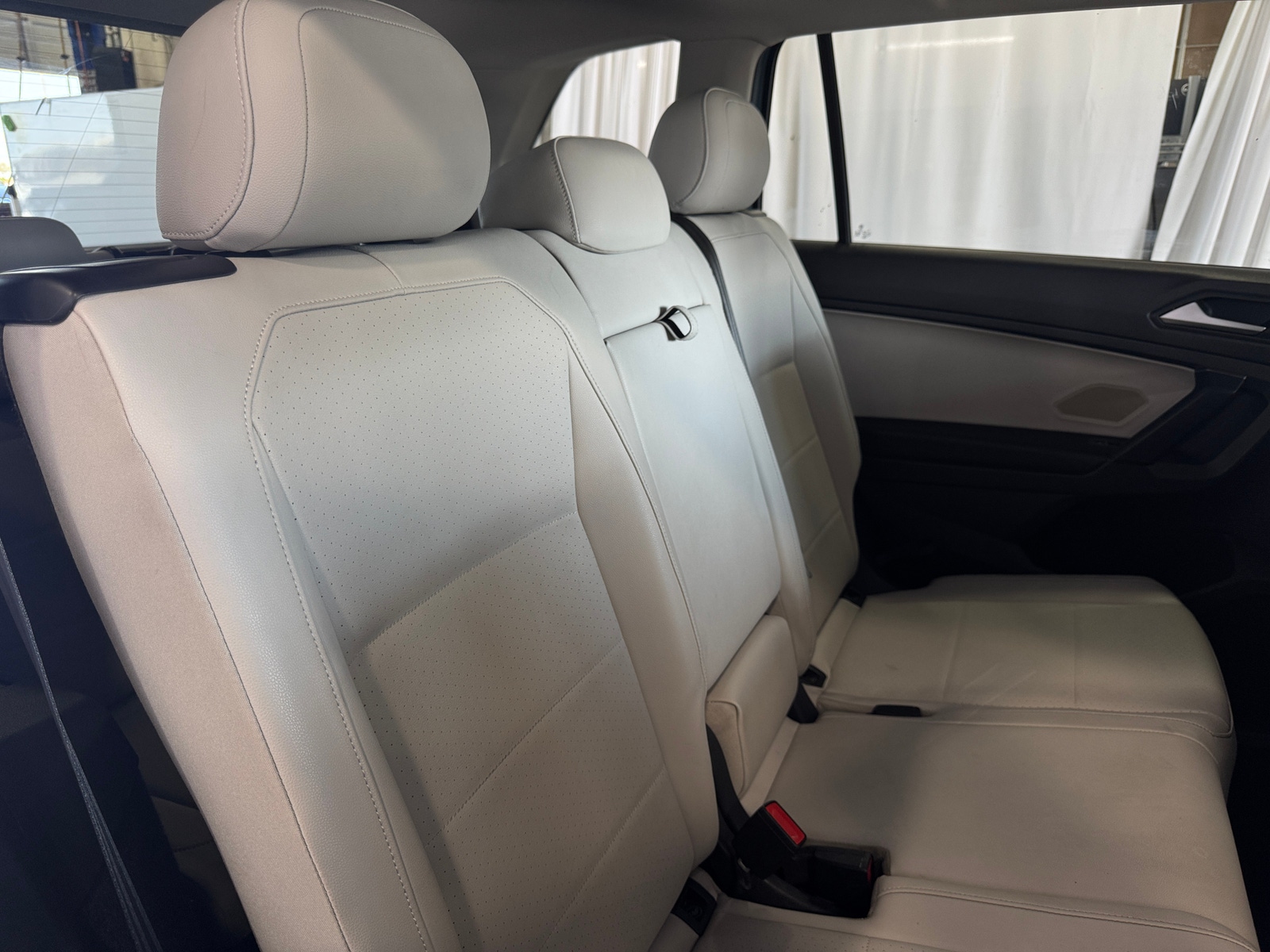 Thumbnail: 2019 Volkswagen Tiguan - 5