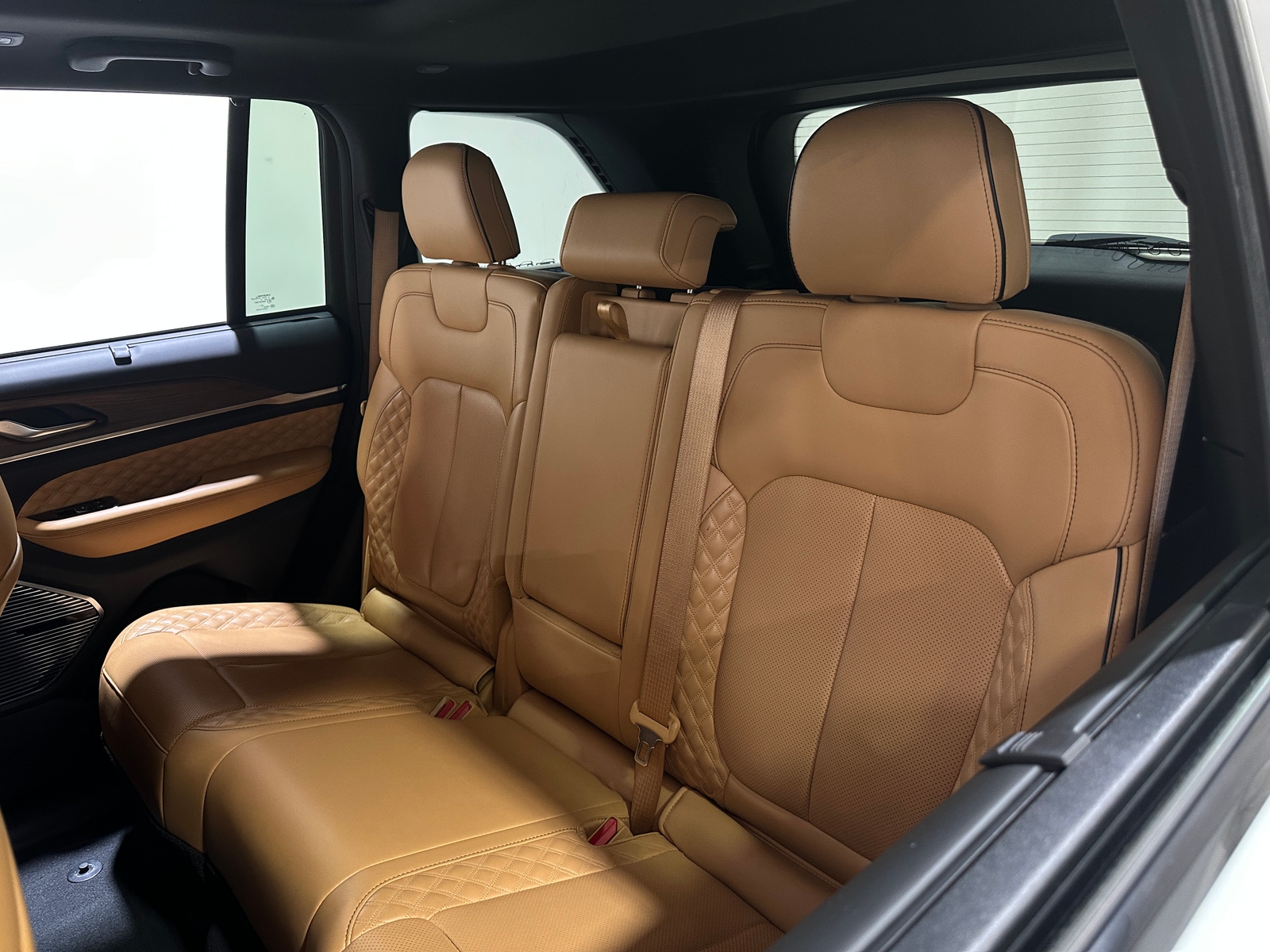 Thumbnail: 2023 Jeep Grand Cherokee - 5