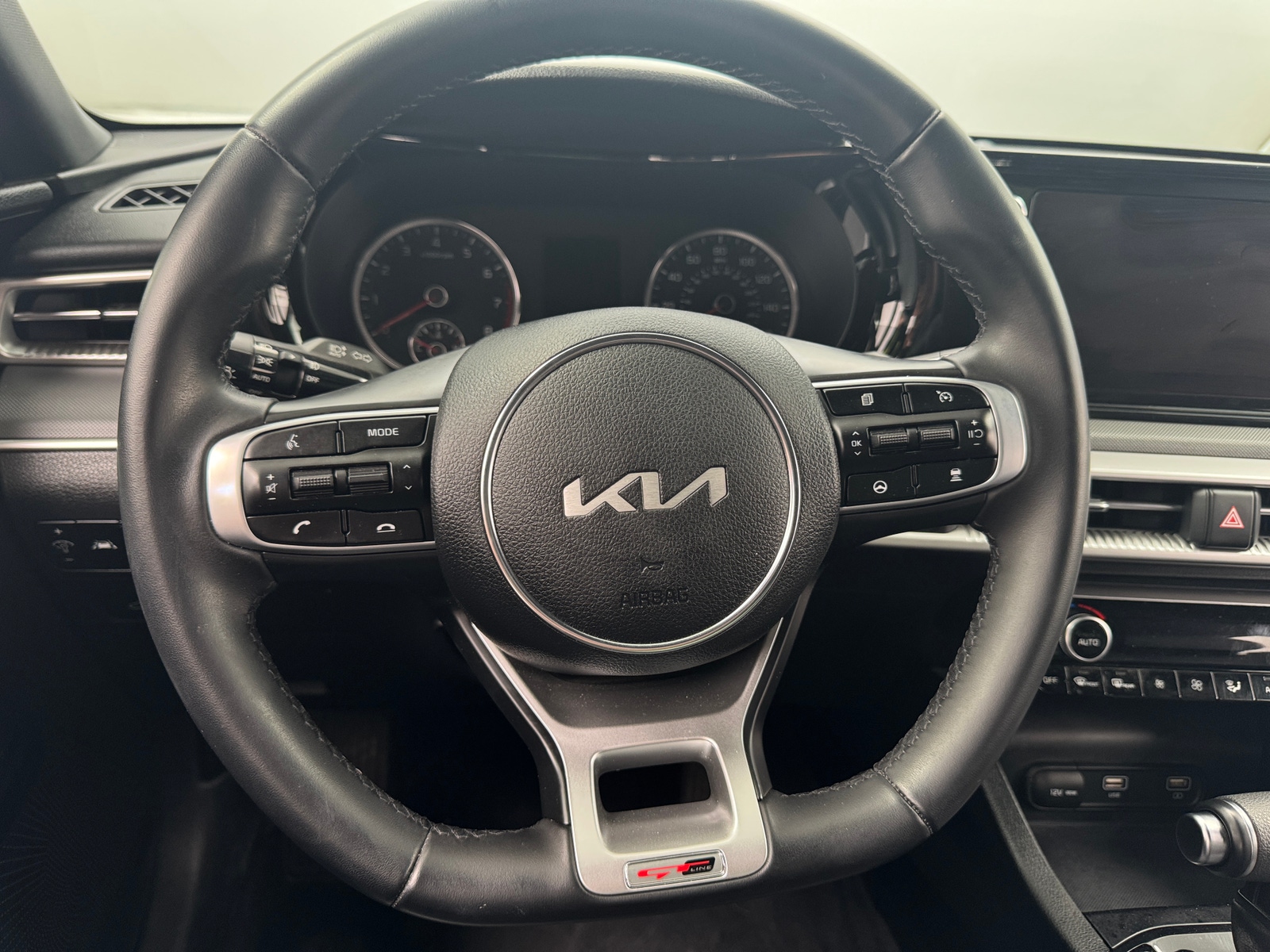 Thumbnail: 2022 Kia K5 - 4