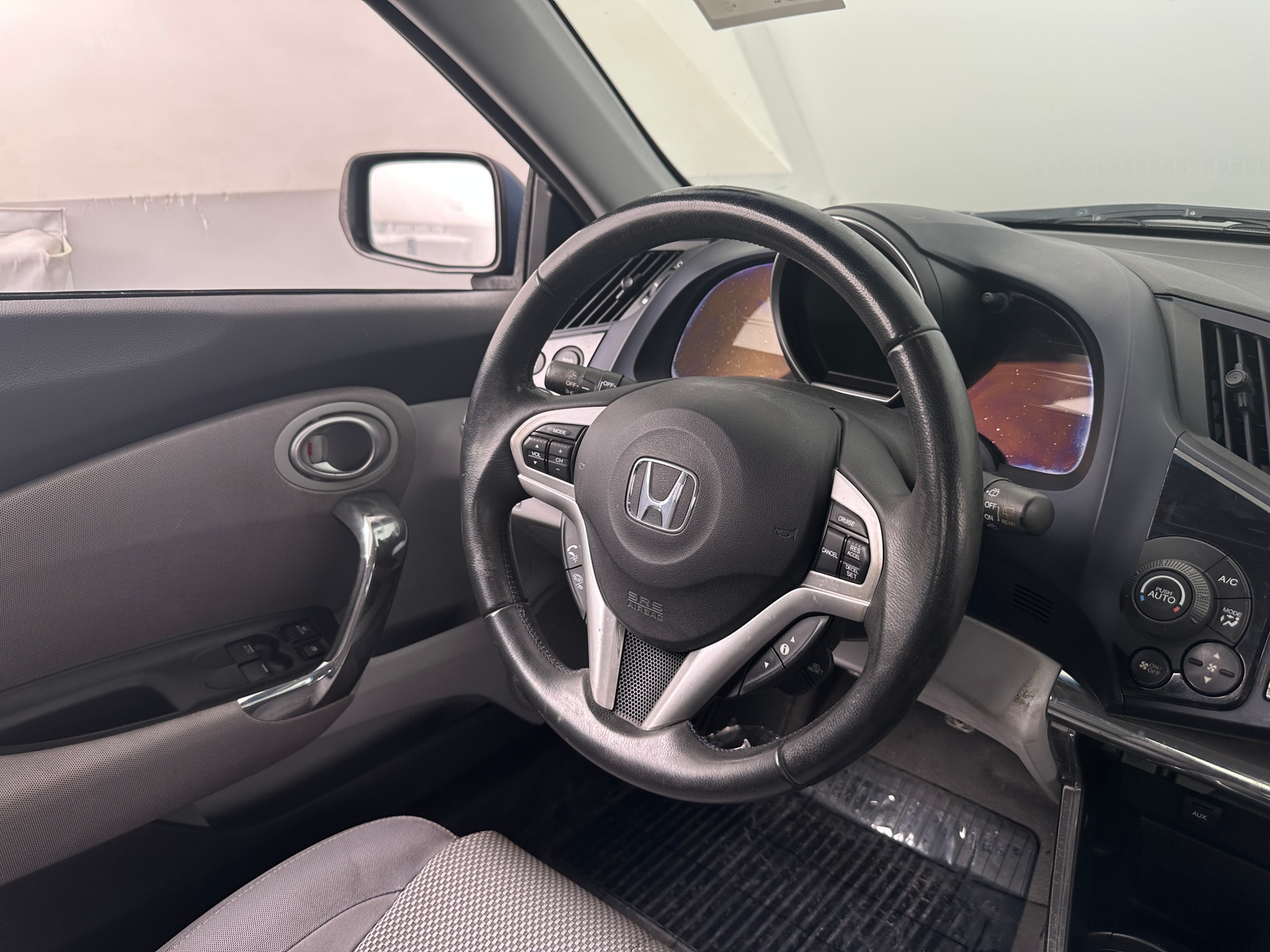 Thumbnail: 2011 Honda CR-Z - 4