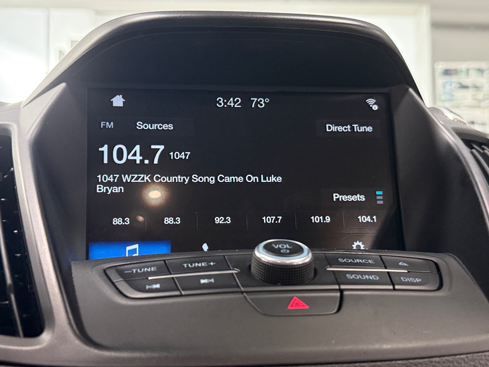 Thumbnail: 2018 Ford Escape - 4