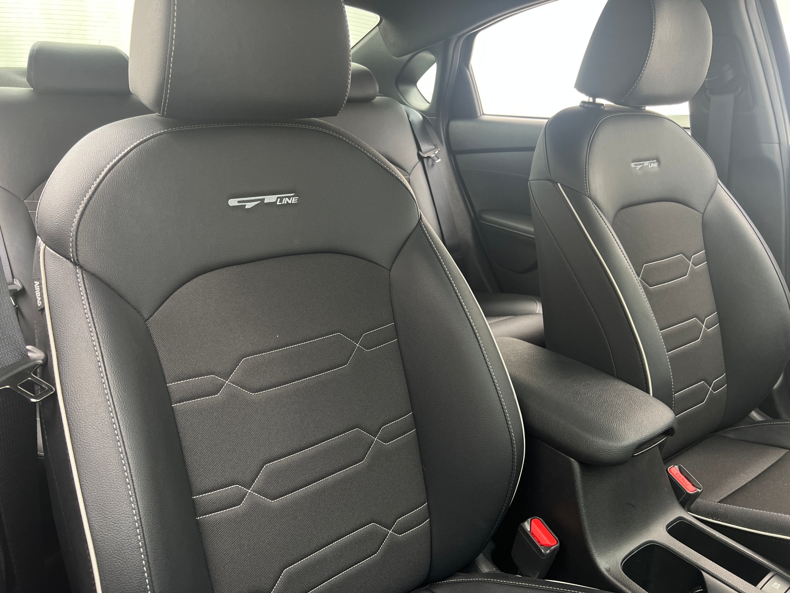 Thumbnail: 2023 Kia Forte - 2