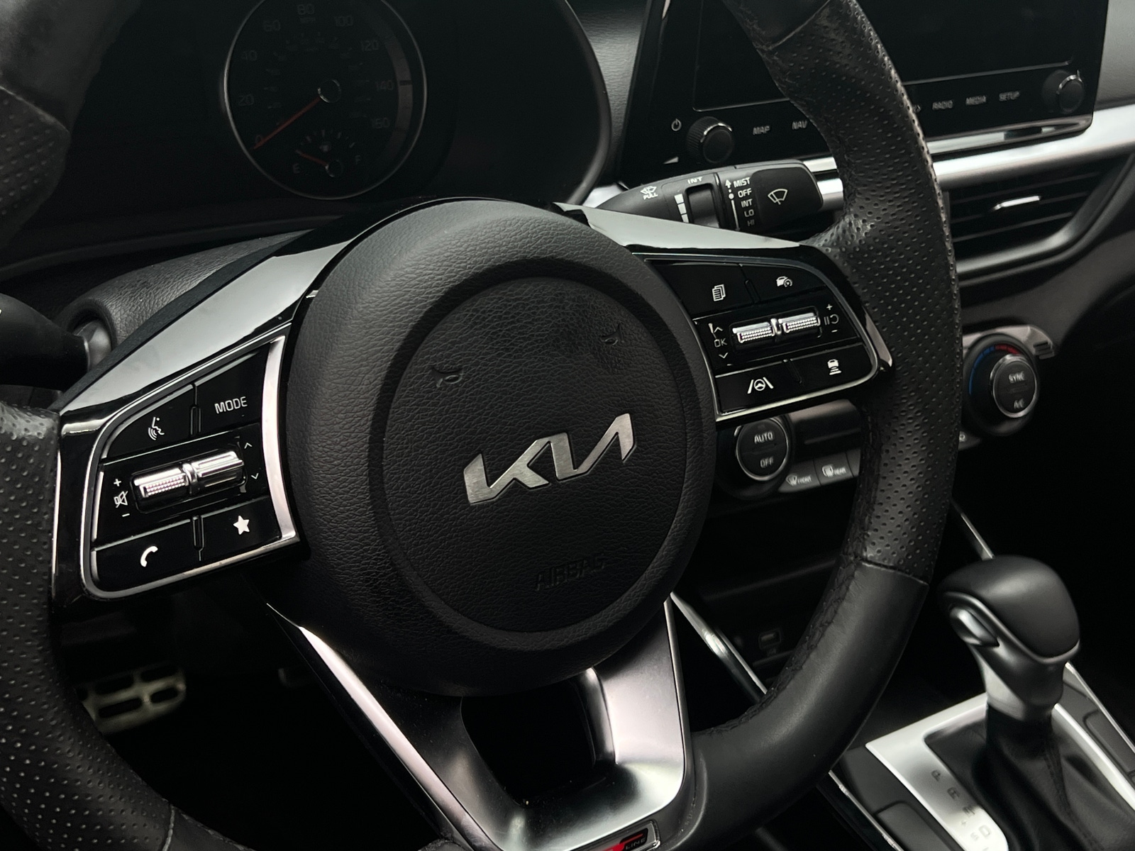 Thumbnail: 2023 Kia Forte - 5