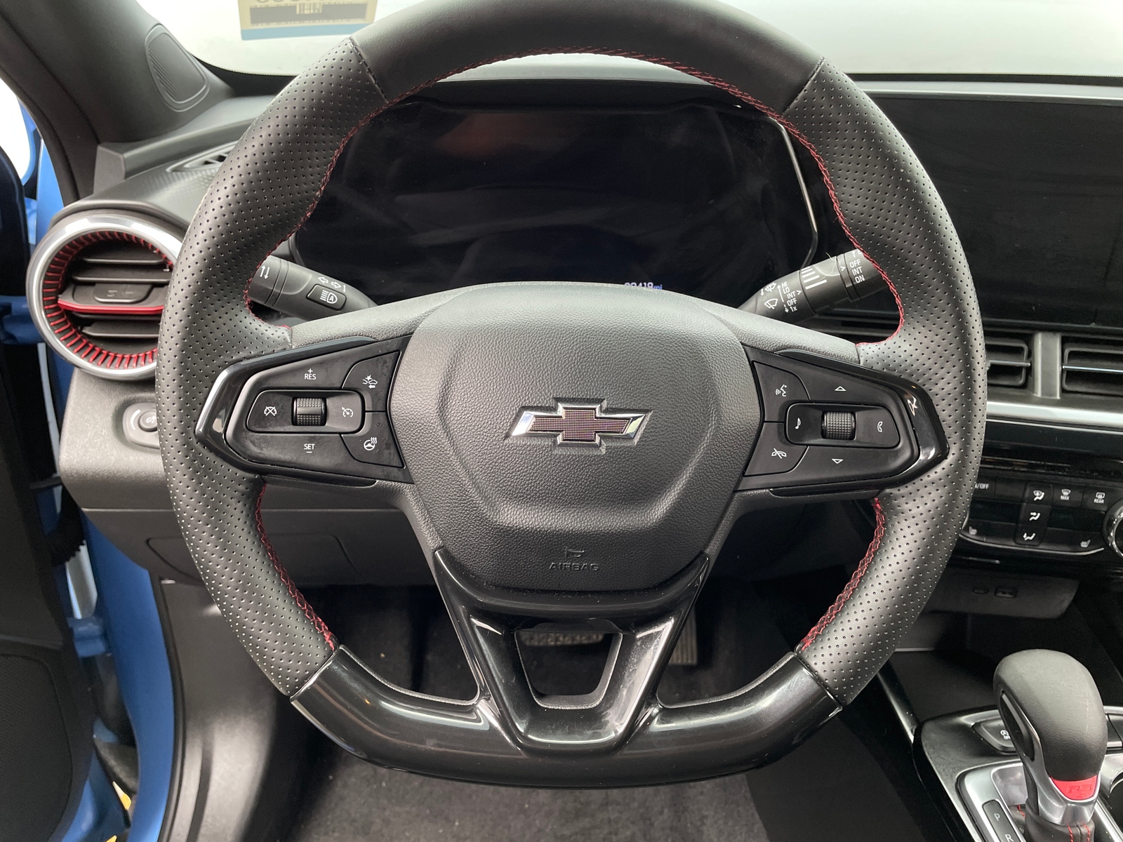 Thumbnail: 2024 Chevrolet Trax - 4