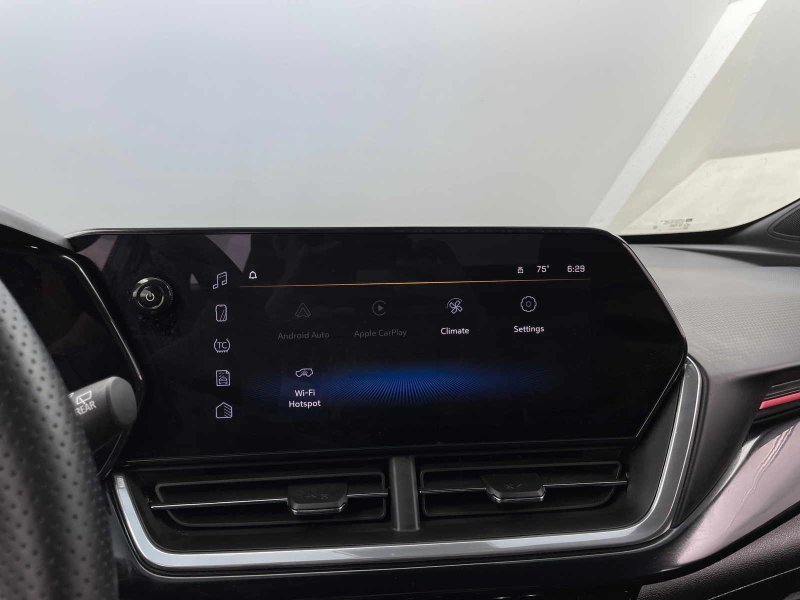 Thumbnail: 2024 Chevrolet Trax - 3