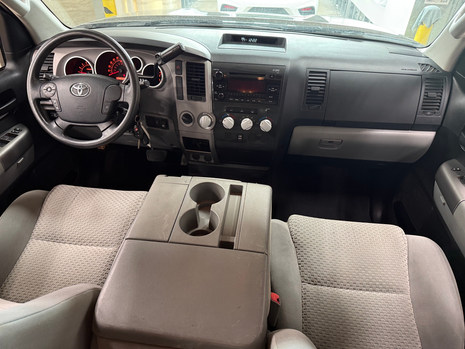 Thumbnail: 2012 Toyota Tundra - 3