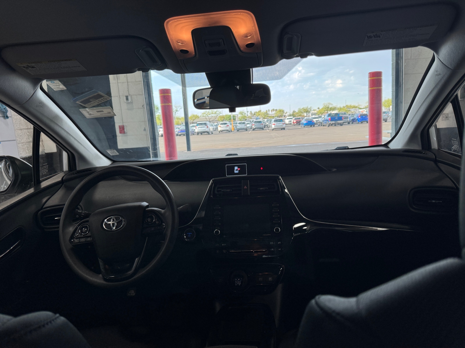 Thumbnail: 2022 Toyota Prius - 3
