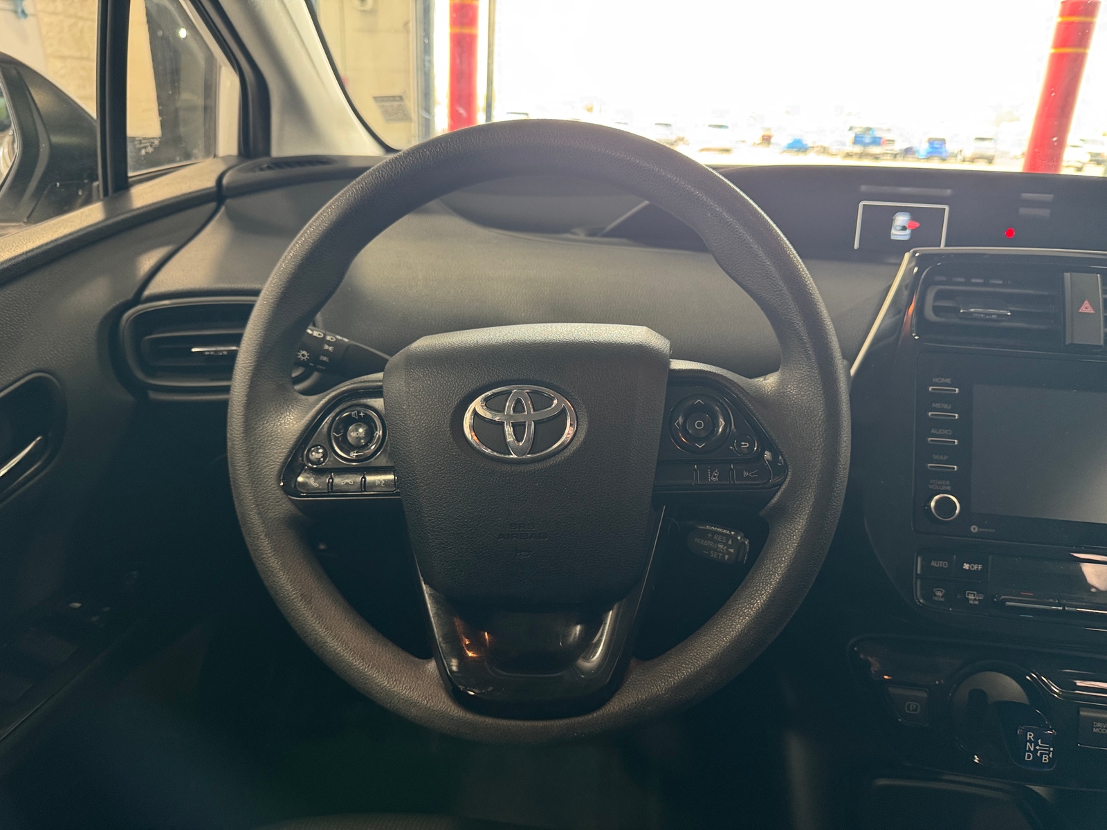 Thumbnail: 2022 Toyota Prius - 5