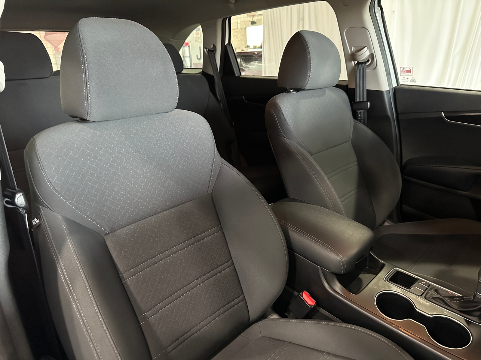 Thumbnail: 2019 Kia Sorento - 2