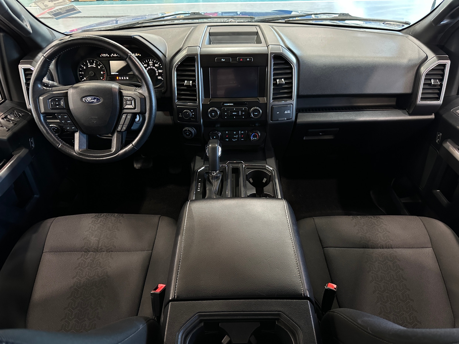 Thumbnail: 2019 Ford Econoline - 3