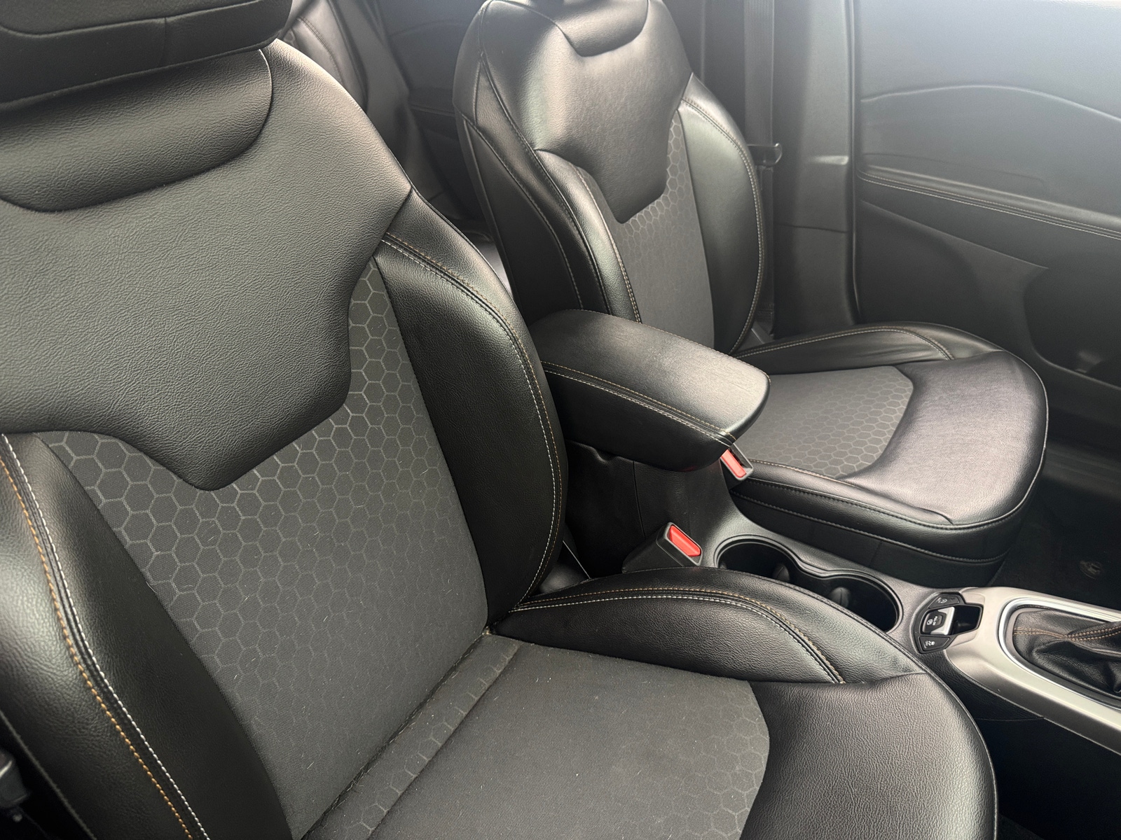 Thumbnail: 2018 Jeep Compass - 2