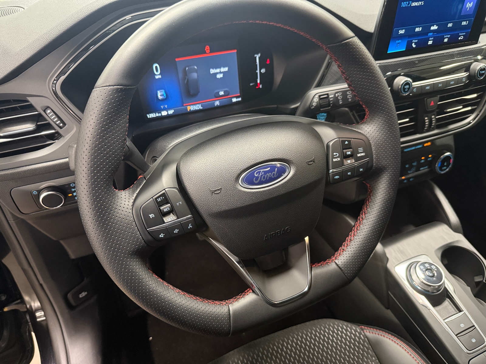 Thumbnail: 2025 Ford Escape - 4