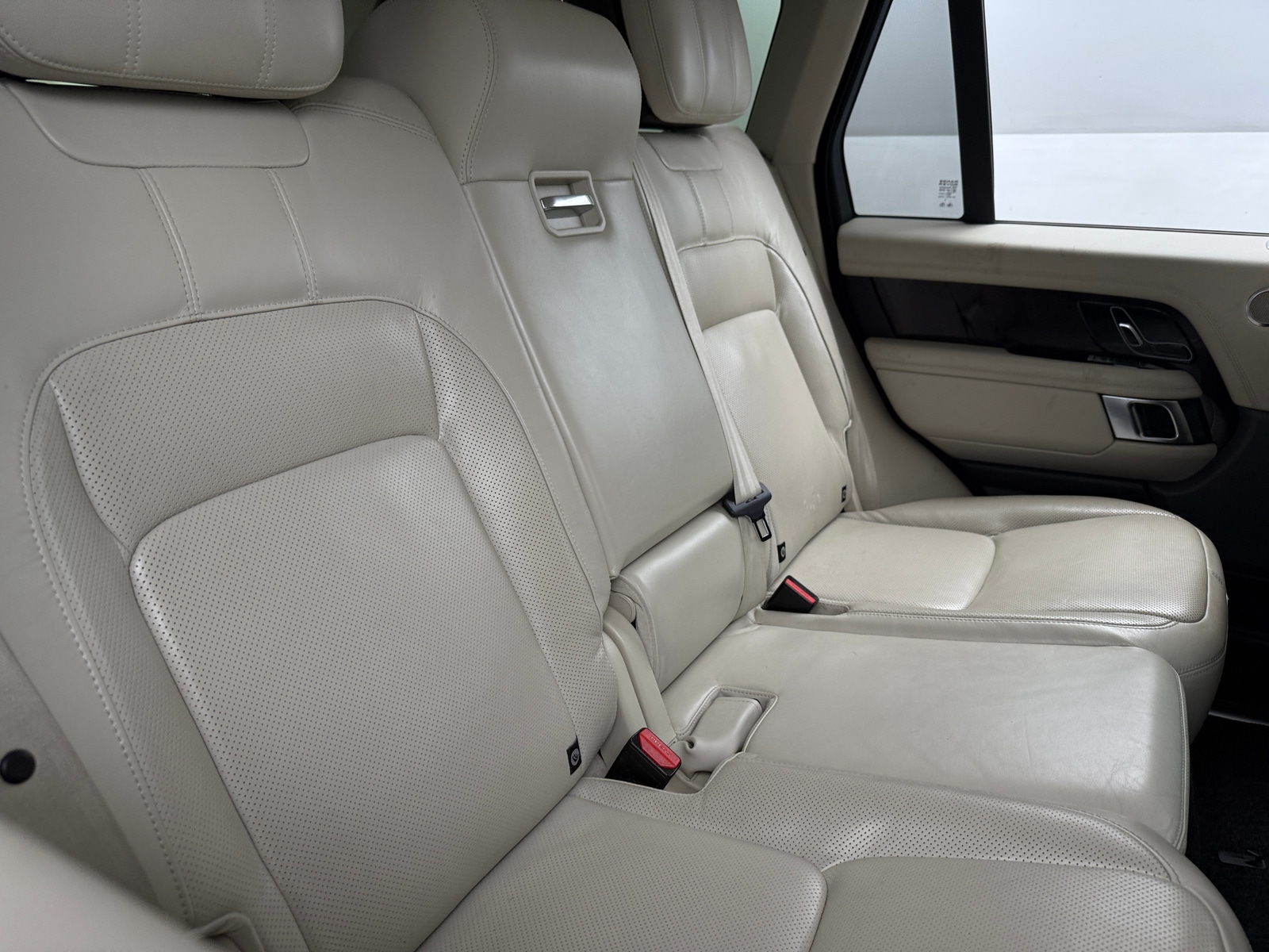 Thumbnail: 2018 Land Rover Range Rover - 5