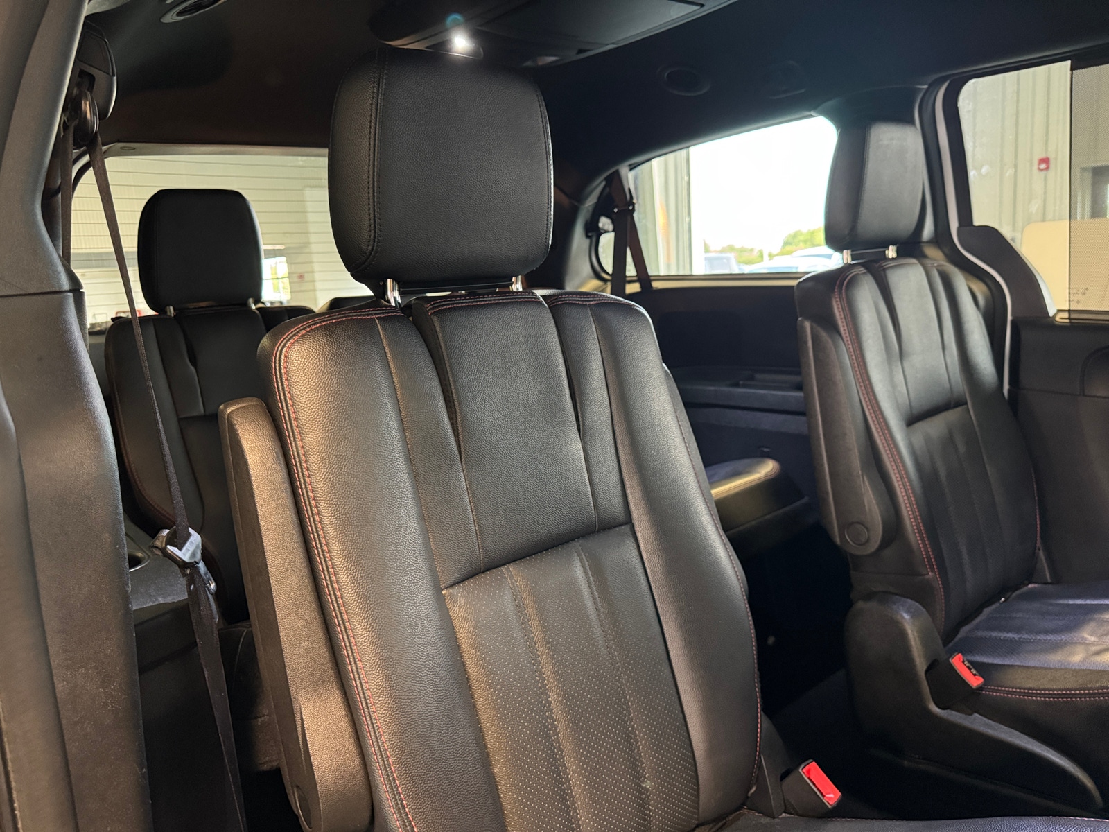 Thumbnail: 2019 Dodge Grand Caravan - 5