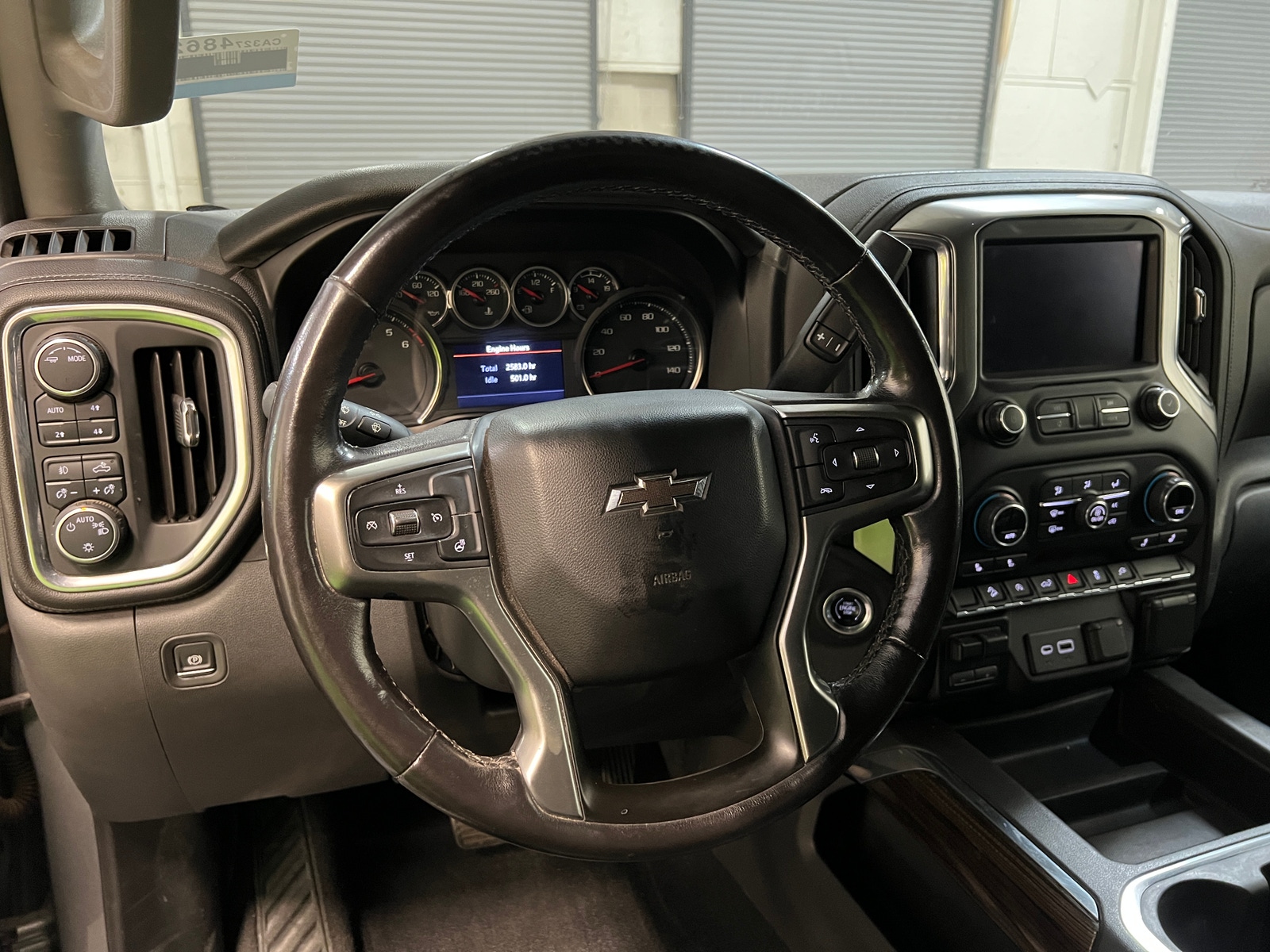 Thumbnail: 2020 Chevrolet Silverado 1500 - 4
