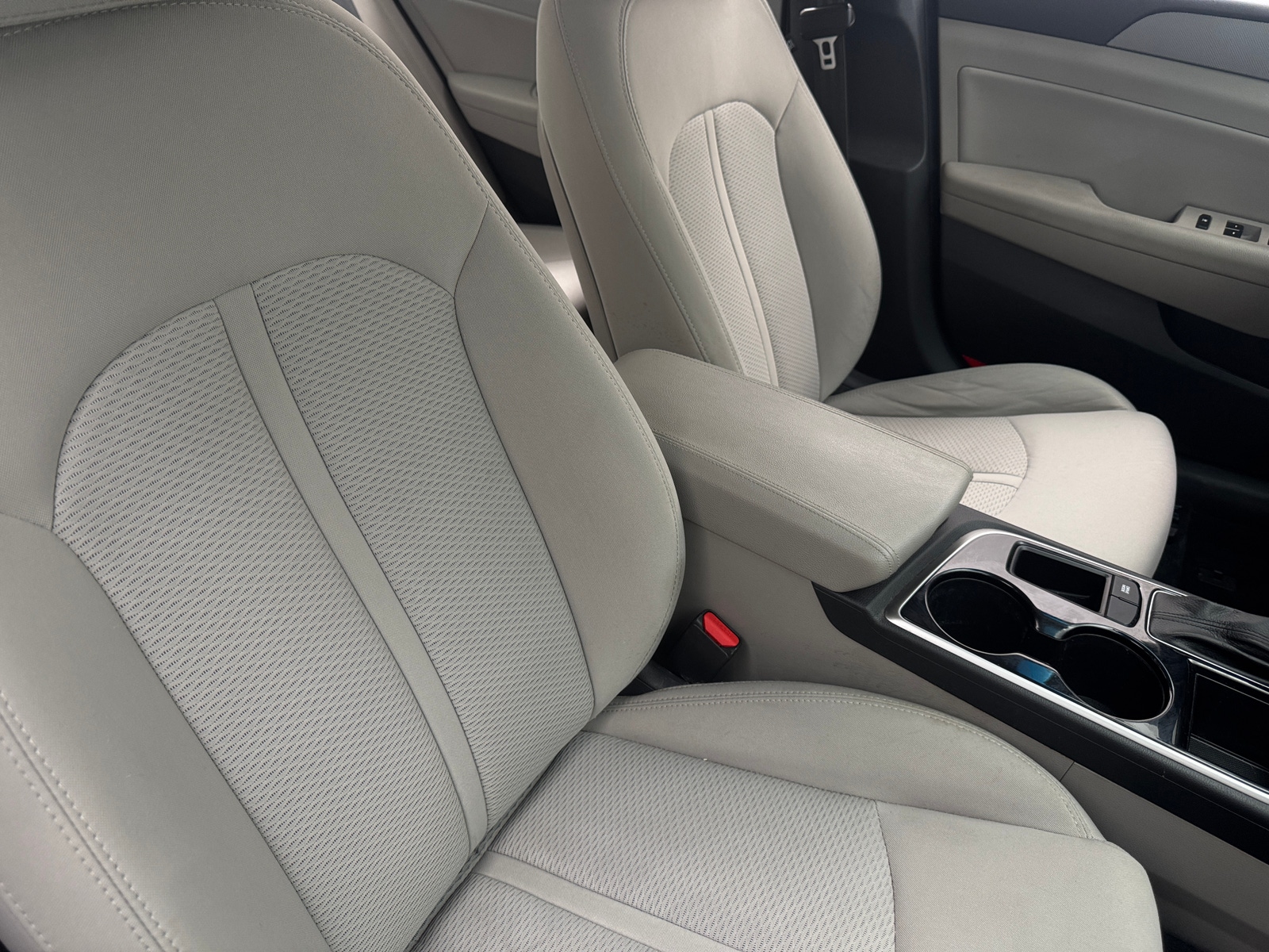 Thumbnail: 2018 Hyundai Sonata - 2