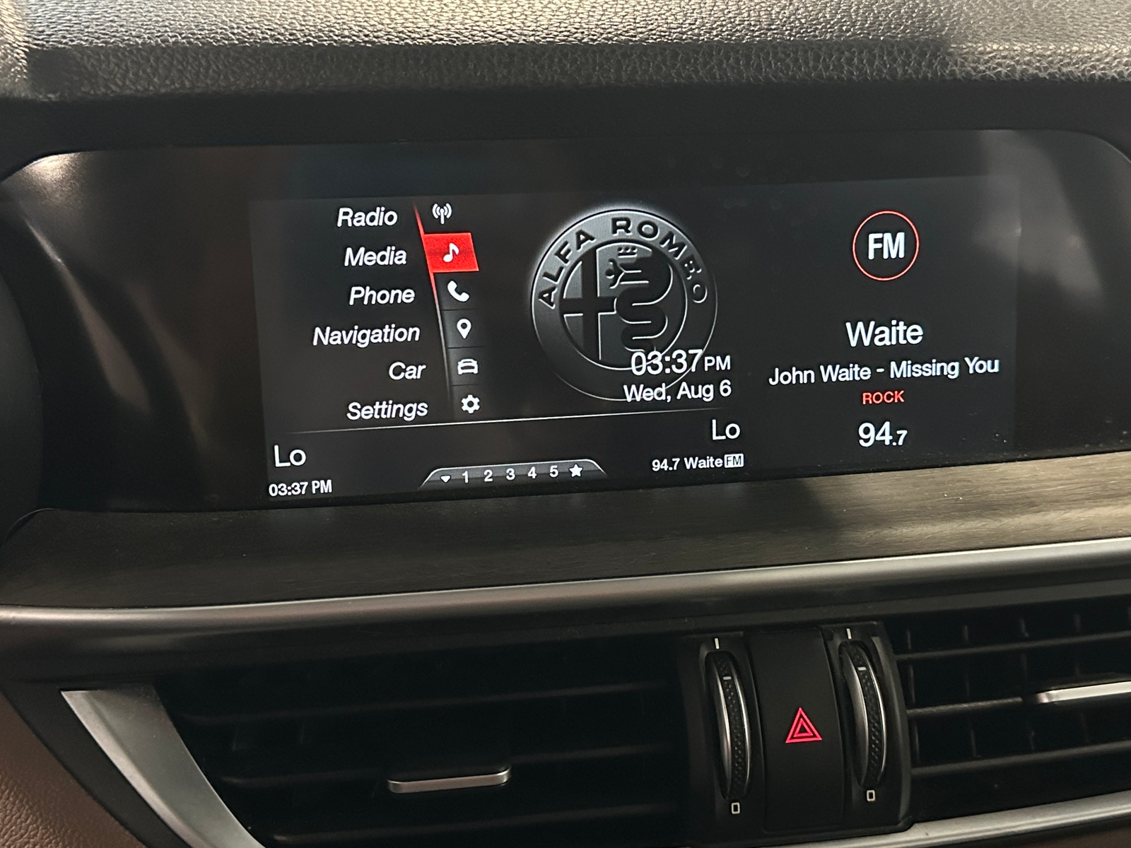 Thumbnail: 2018 Alfa Romeo Stelvio - 3