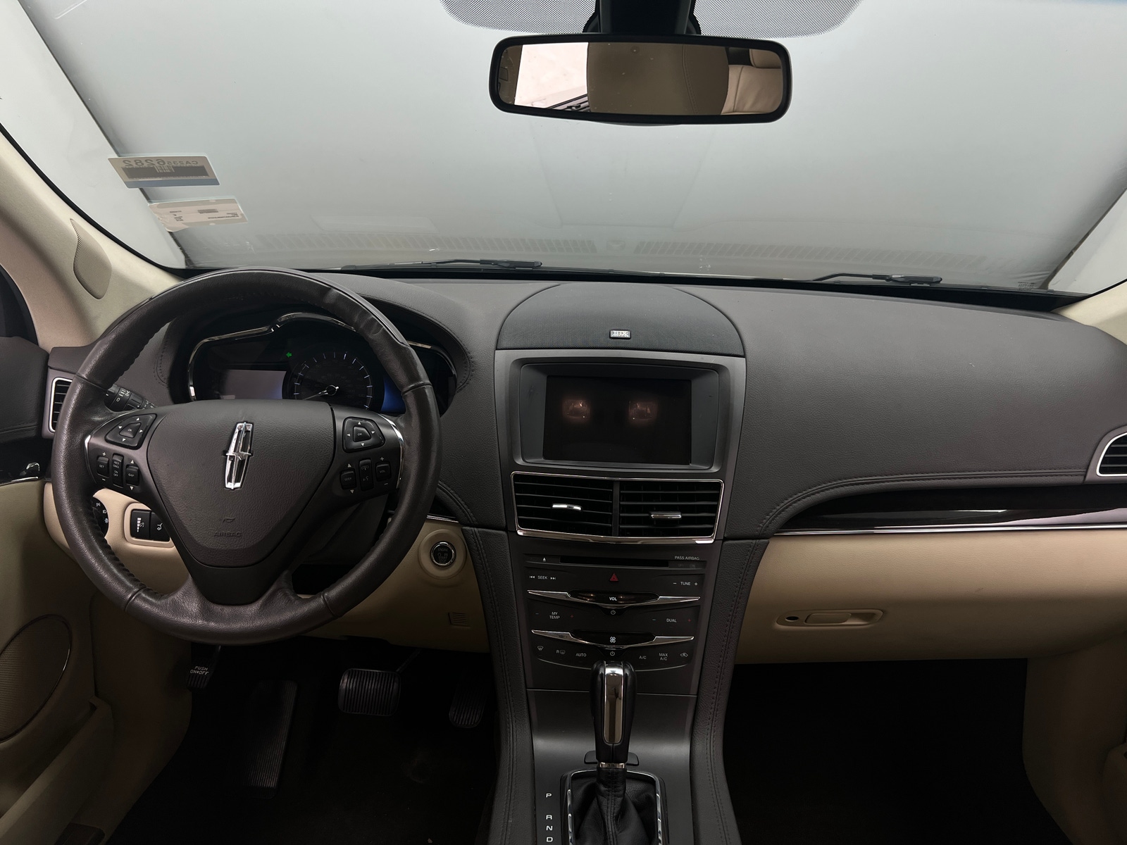 Thumbnail: 2019 Lincoln MKT - 2
