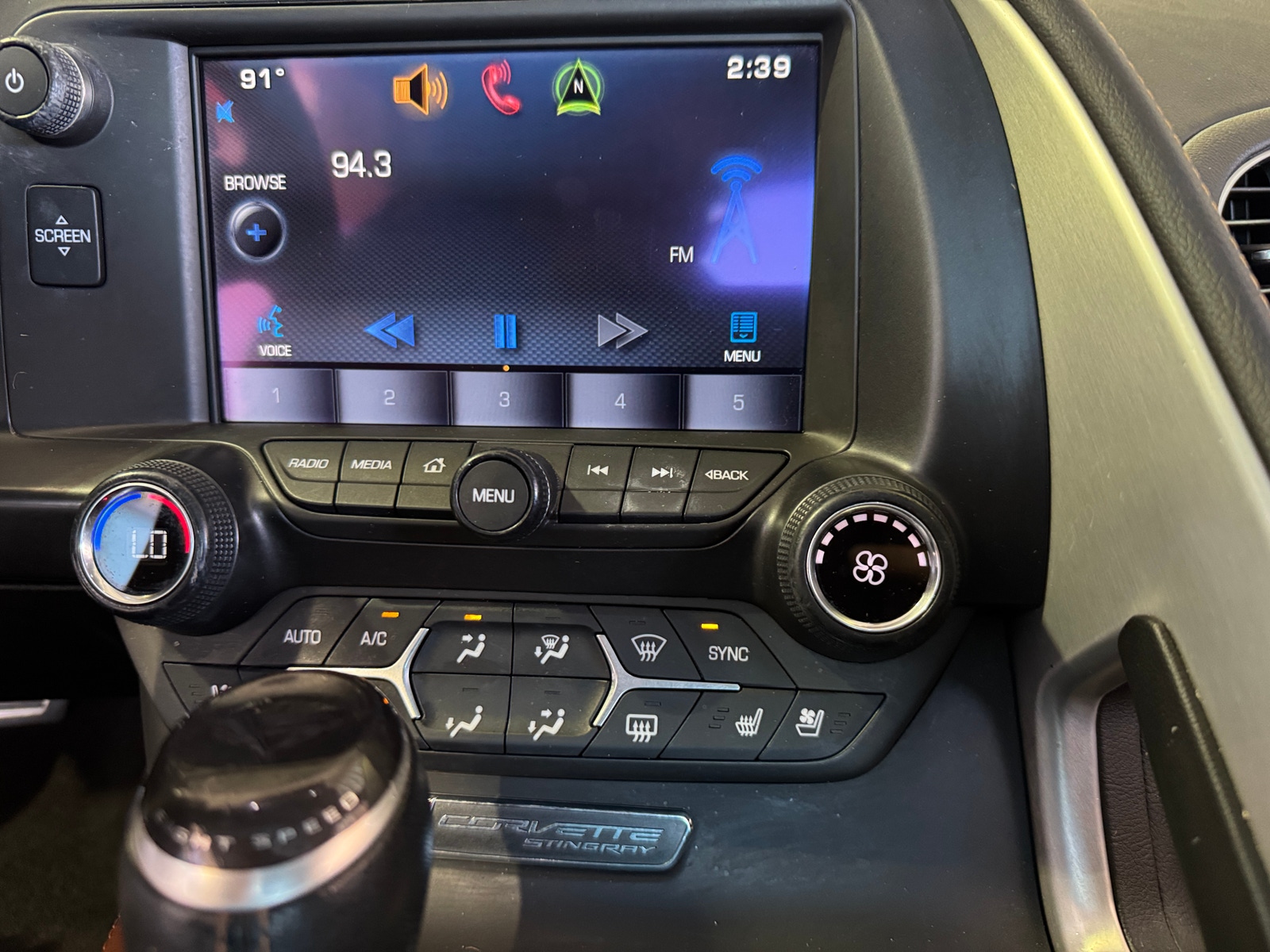 Thumbnail: 2015 Chevrolet Corvette - 3