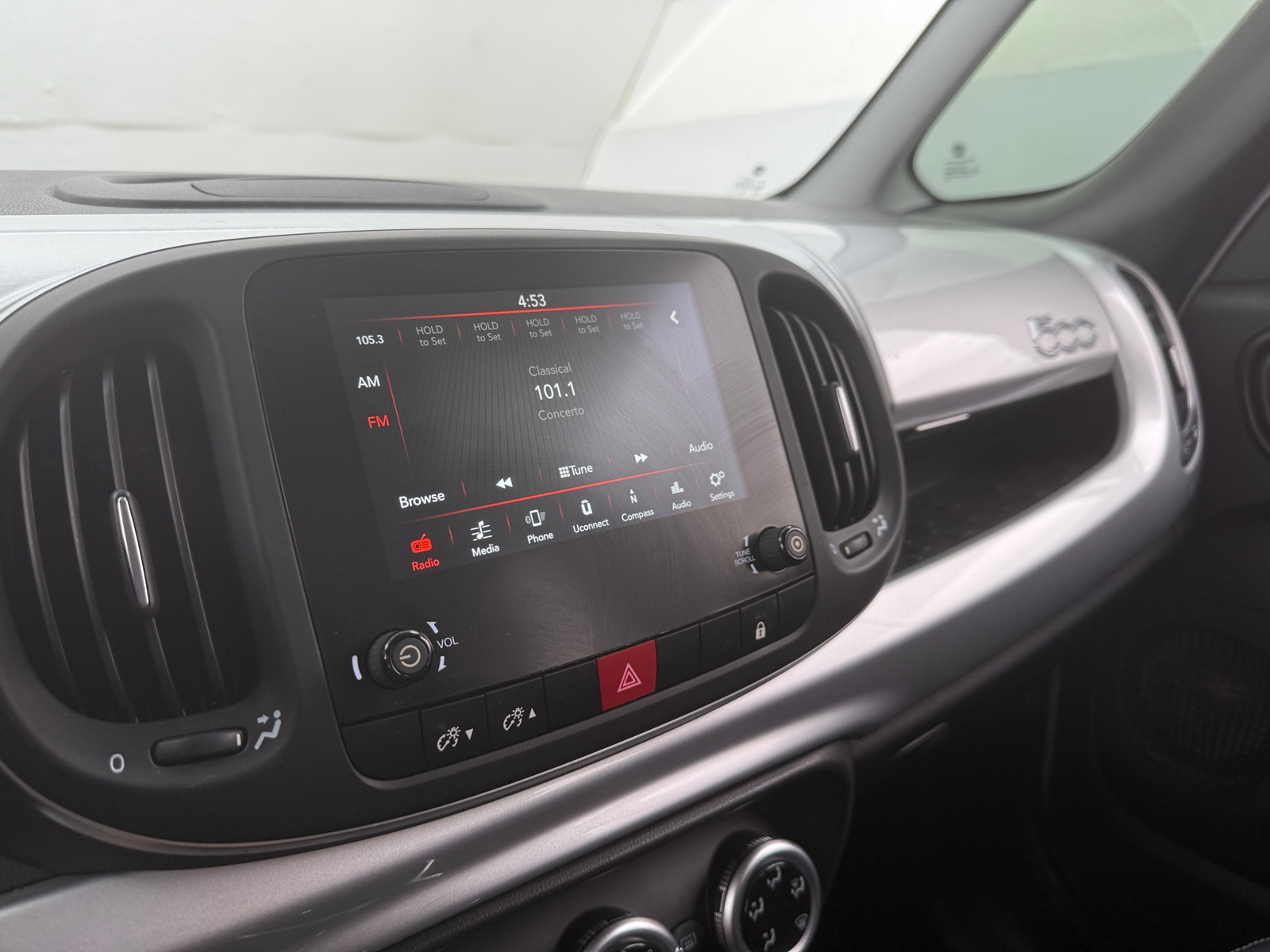 Thumbnail: 2019 Fiat 500L - 4