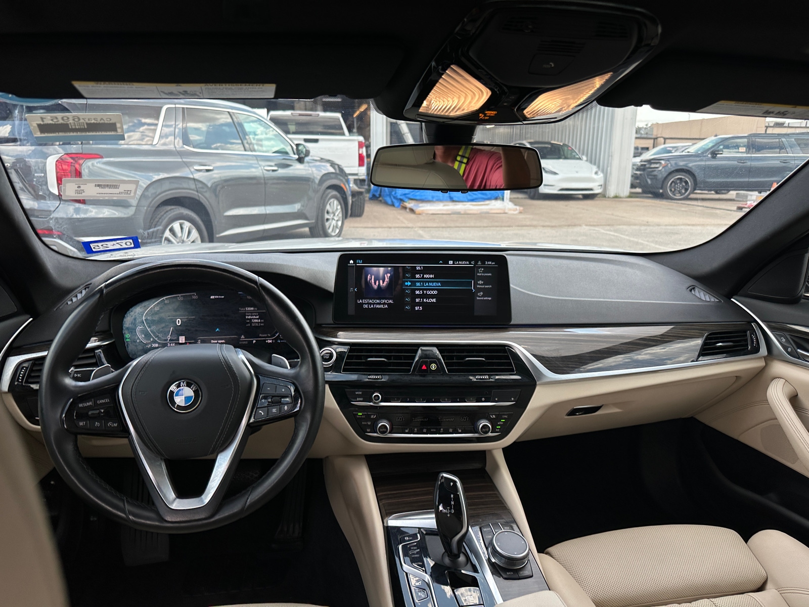Thumbnail: 2021 BMW 5 Series - 2
