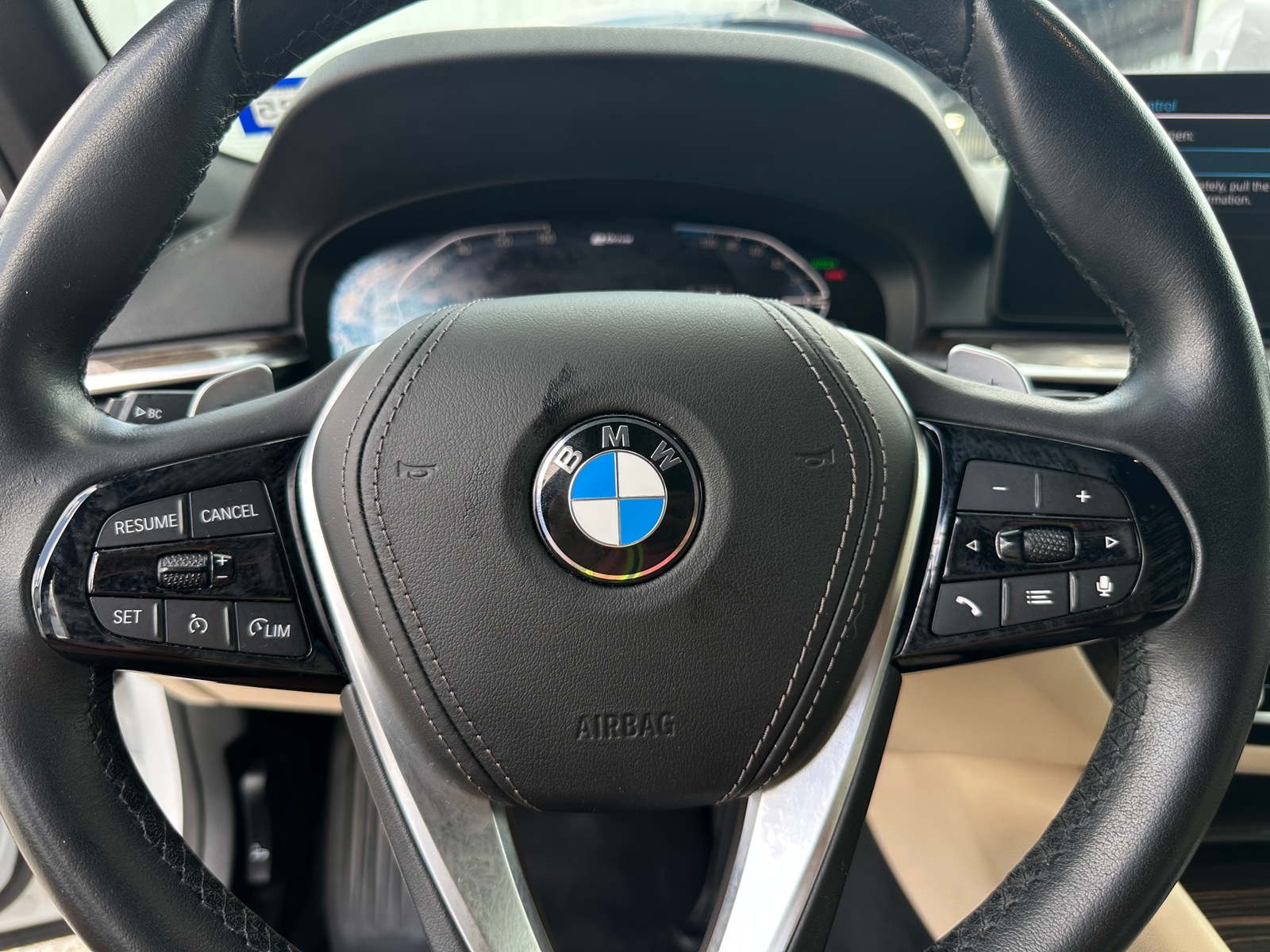 Thumbnail: 2021 BMW 5 Series - 4