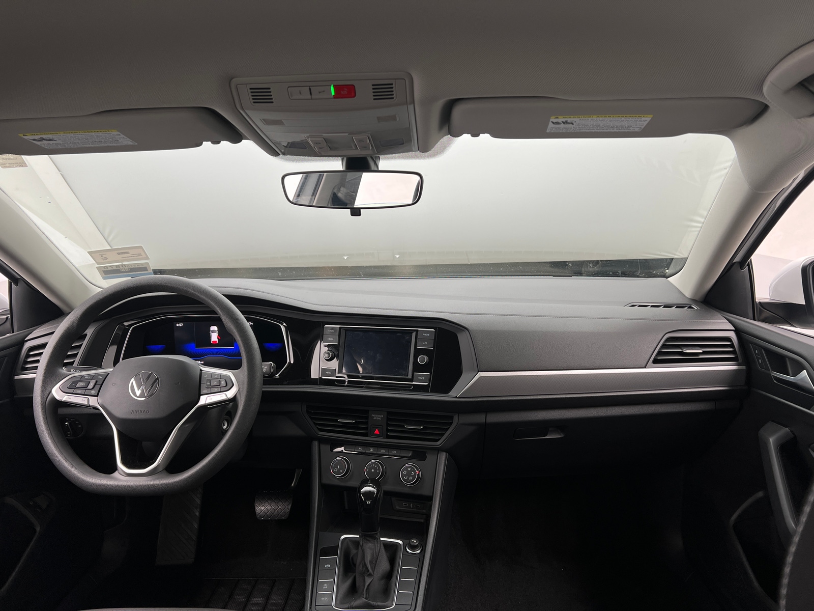 Thumbnail: 2023 Volkswagen Jetta - 3