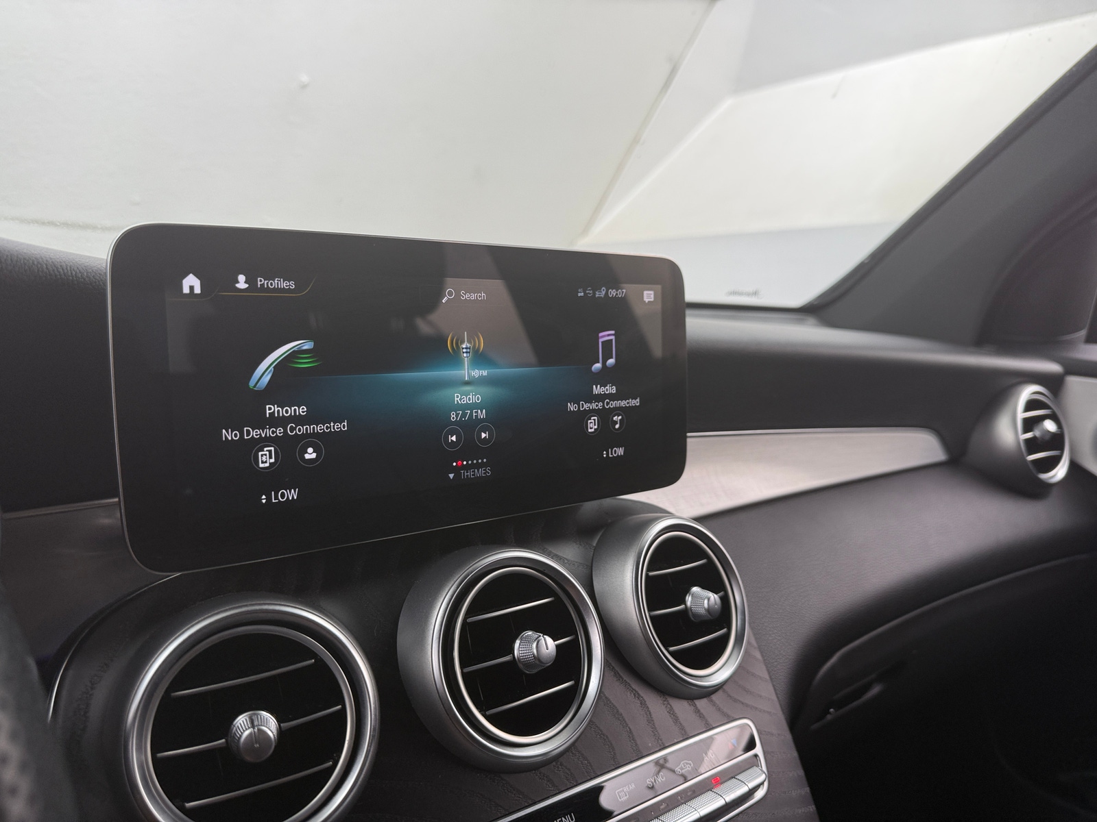 Thumbnail: 2021 Mercedes-Benz GLC - 3