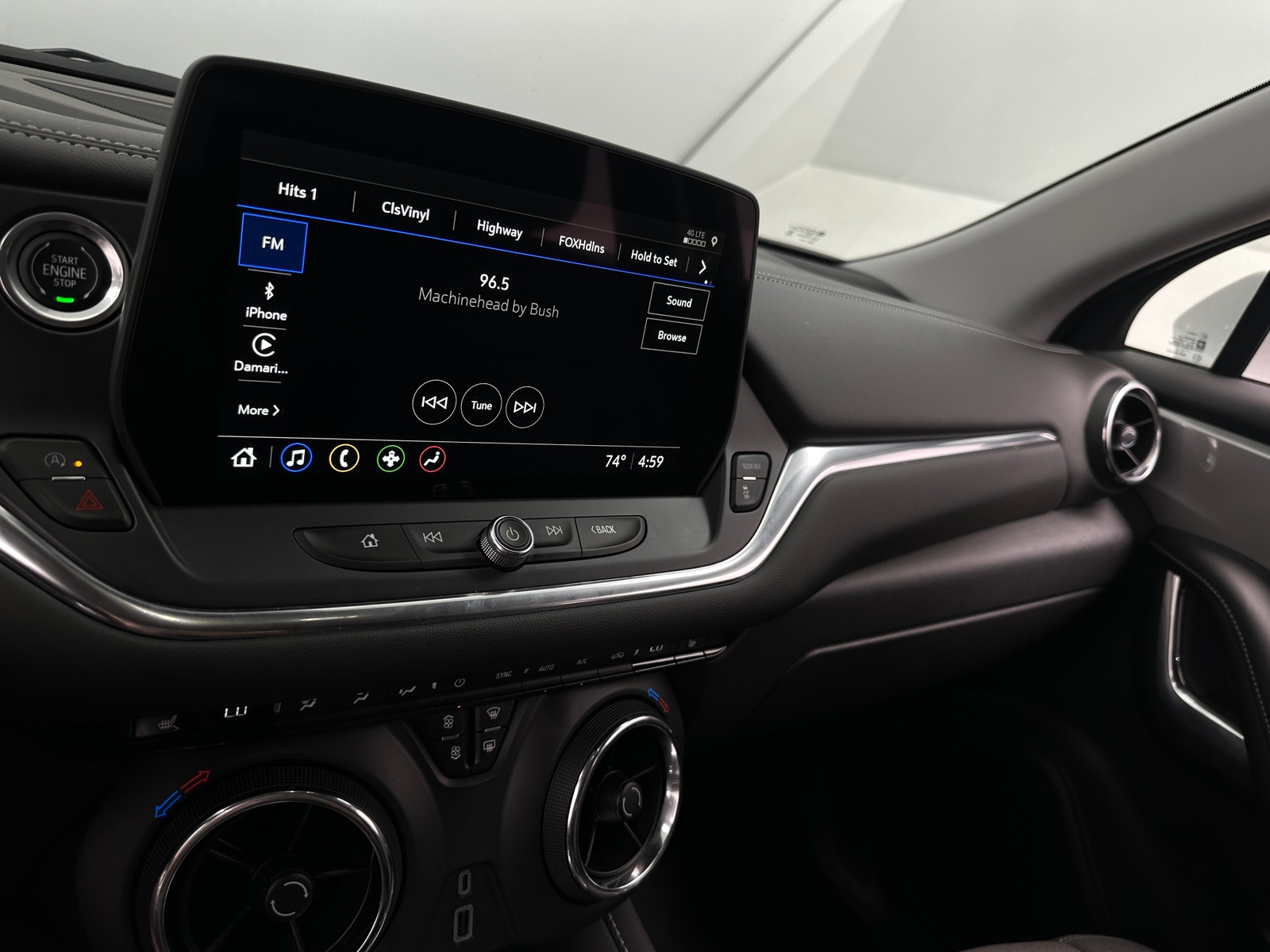 Thumbnail: 2023 Chevrolet Blazer - 4