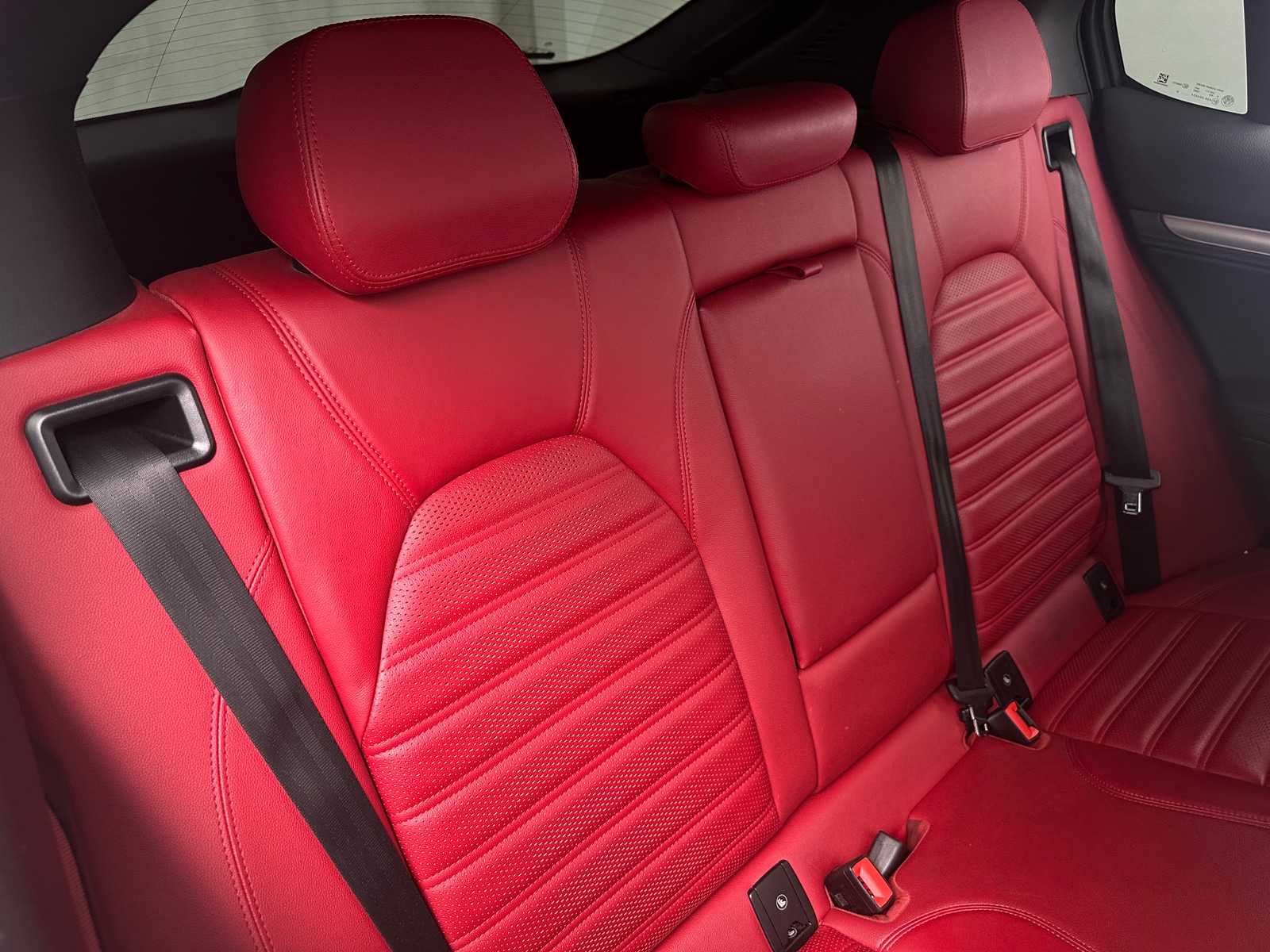 Thumbnail: 2022 Alfa Romeo Stelvio - 5