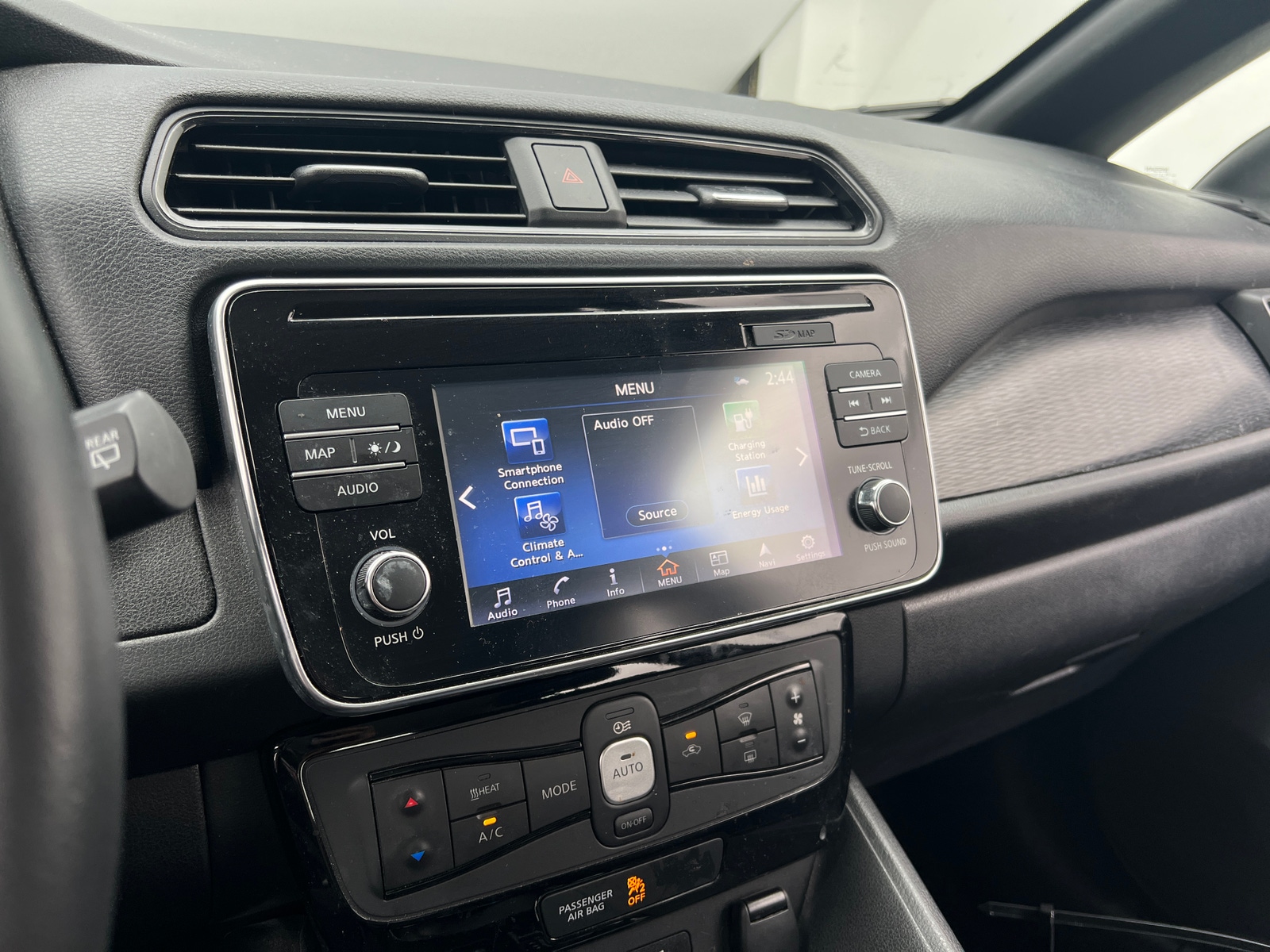 Thumbnail: 2019 Nissan Leaf - 4