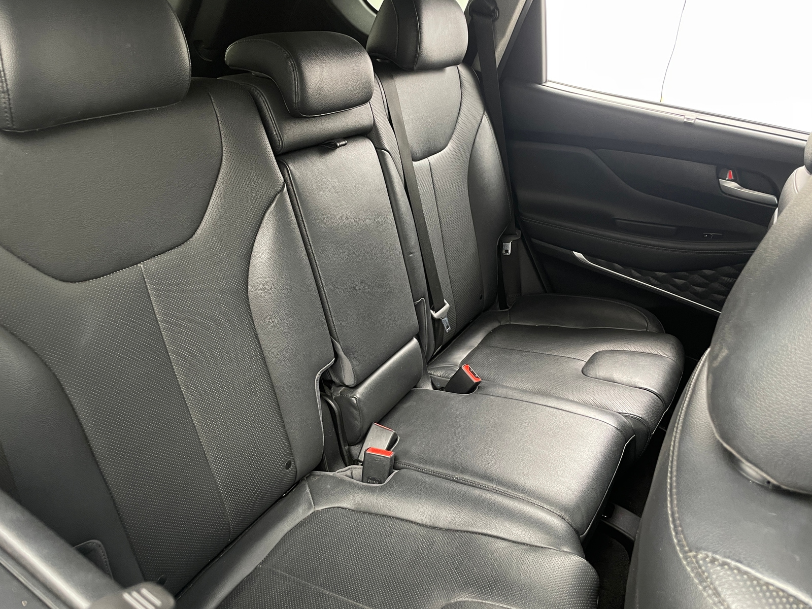 Thumbnail: 2020 Hyundai Santa Fe - 6