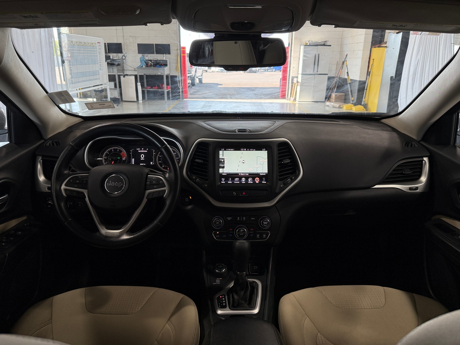 Thumbnail: 2016 Jeep Cherokee - 3