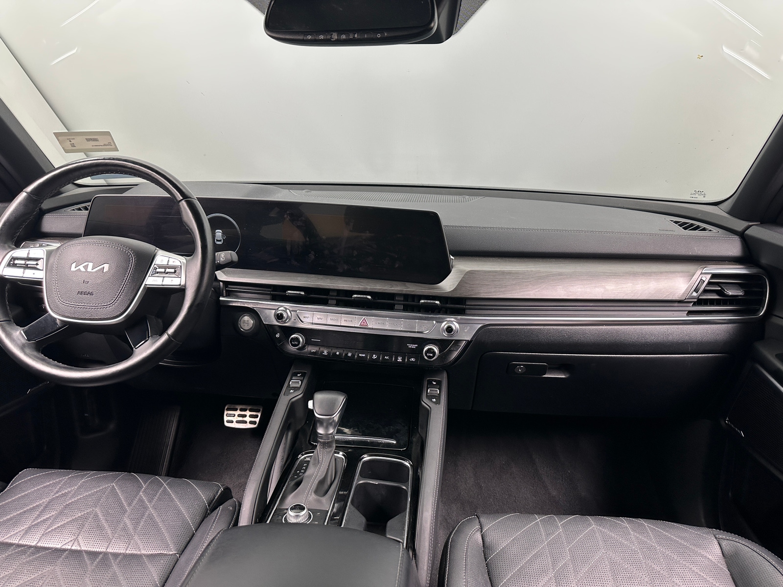 Thumbnail: 2023 Kia Telluride - 2