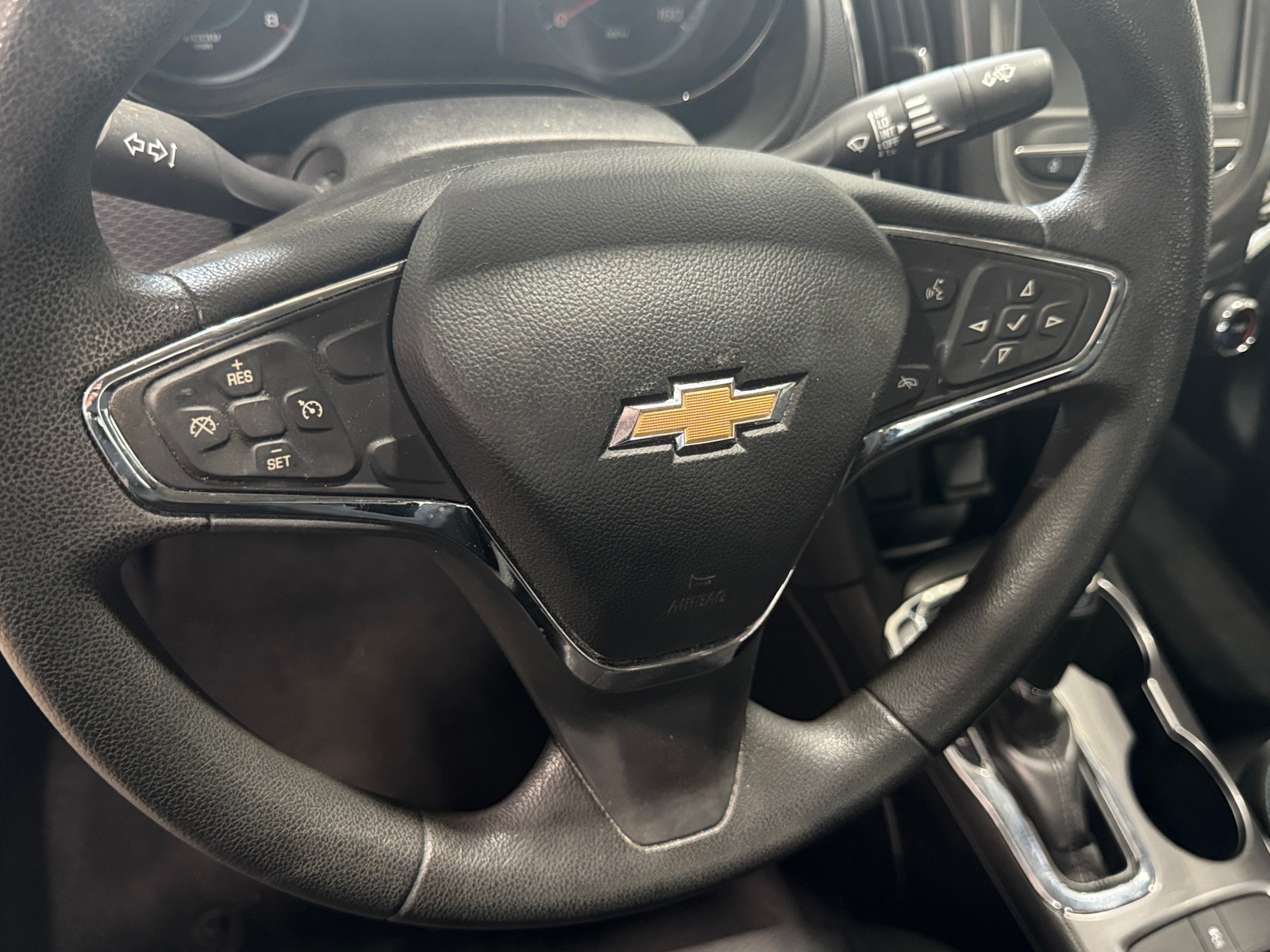 Thumbnail: 2018 Chevrolet Cruze - 5
