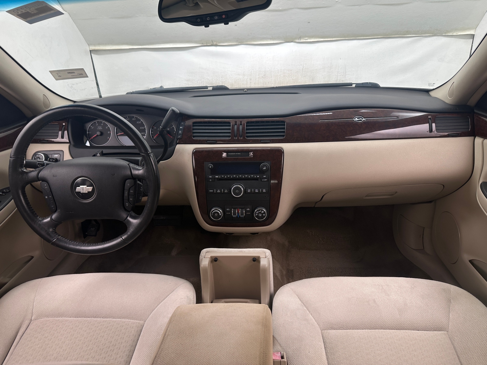 Thumbnail: 2010 Chevrolet Impala - 3
