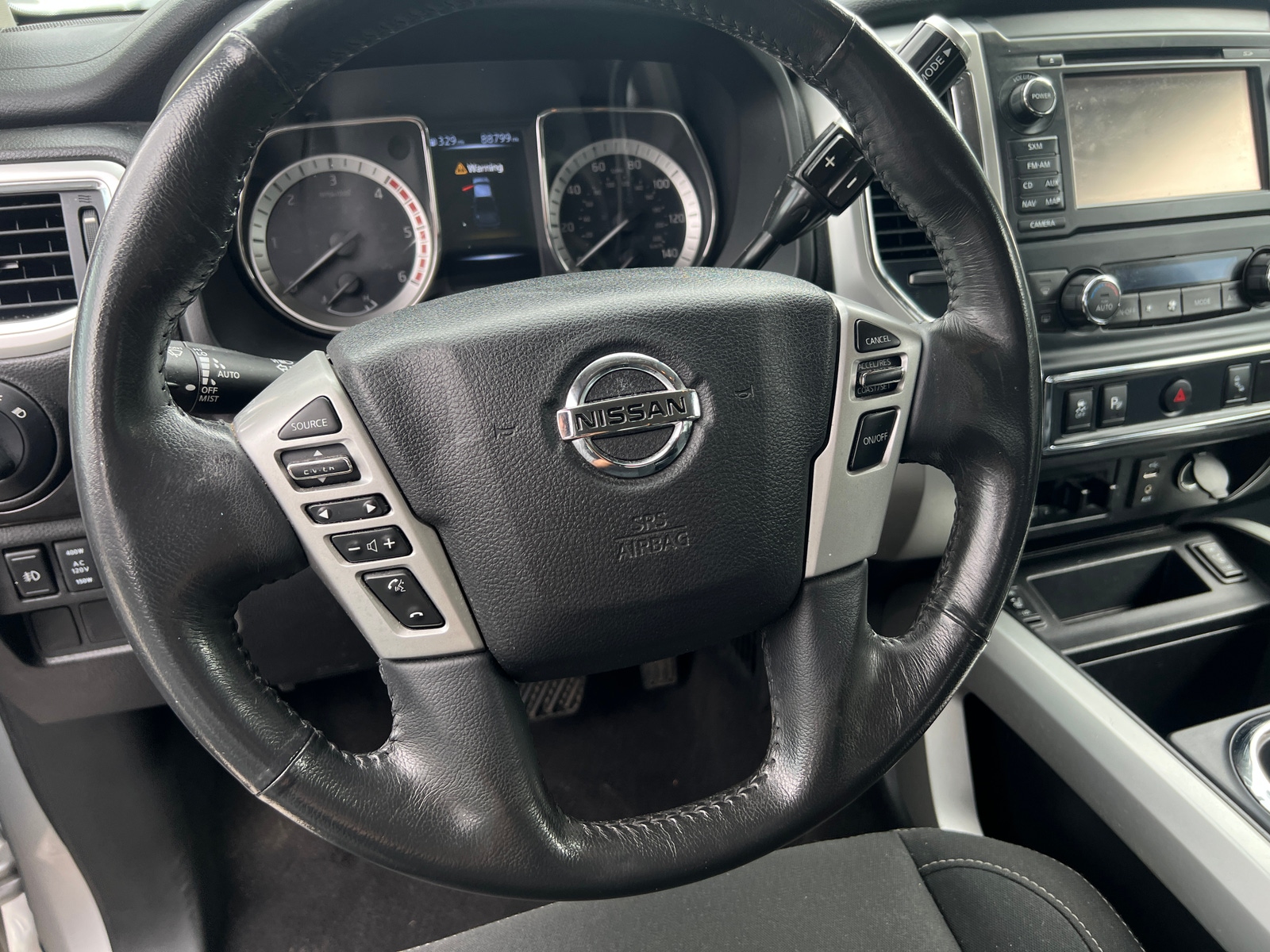 Thumbnail: 2016 Nissan Titan - 5
